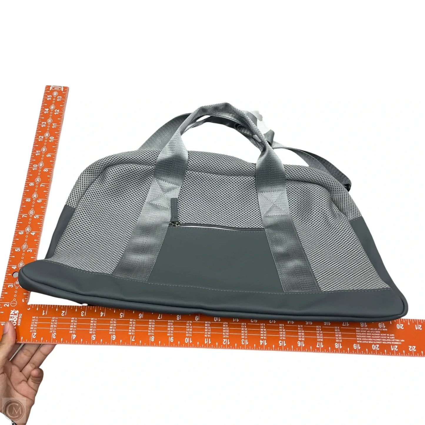 Duffle And Weekender, Size: Medium