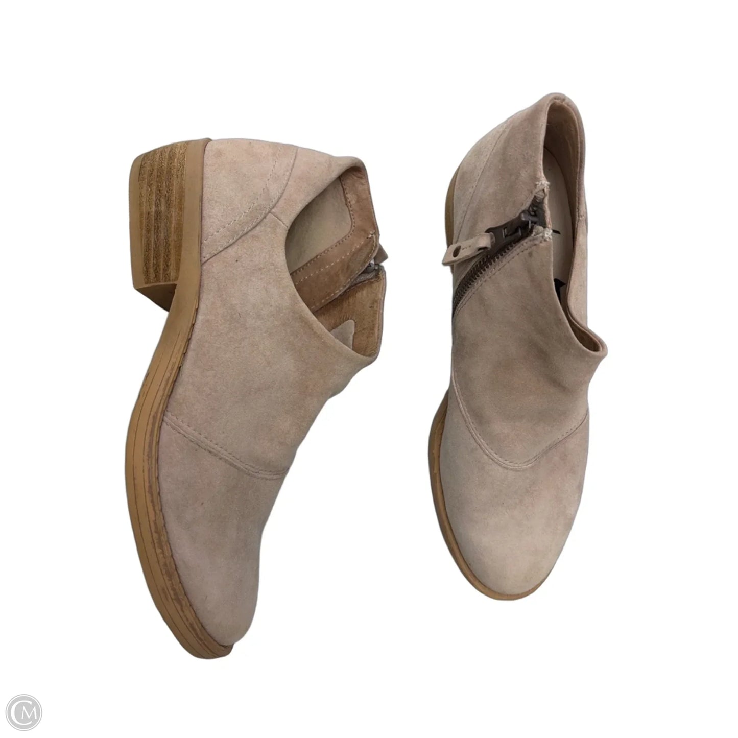 Boots Ankle Flats By Clothes Mentor In Tan, Size: 7.5