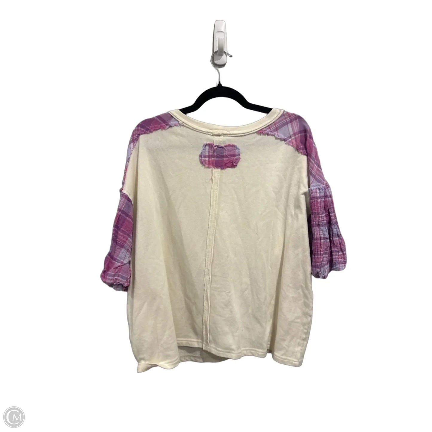 Top Short Sleeve By Clothes Mentor In Cream & Purple, Size: S