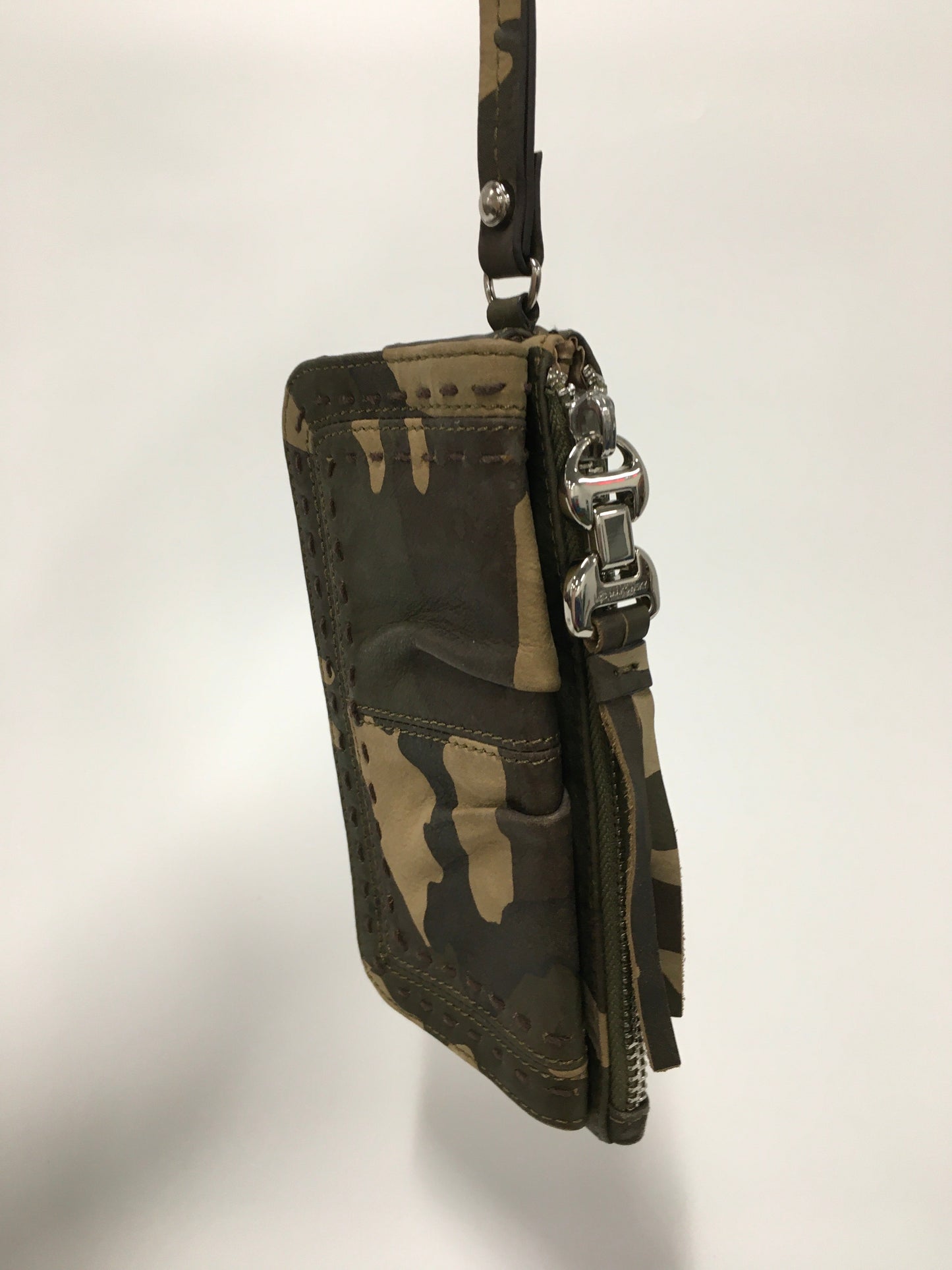 Wristlet By B Makowsky Size: Small