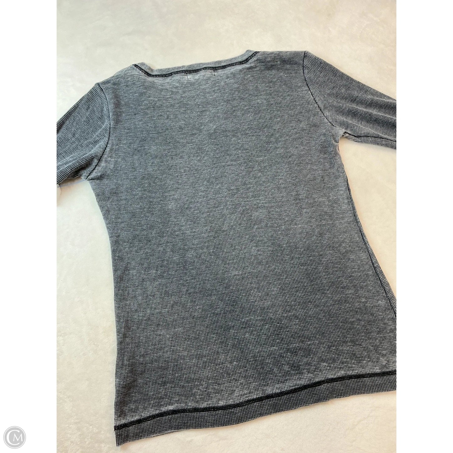 Top Long Sleeve By Clothes Mentor In Grey, Size: Xl