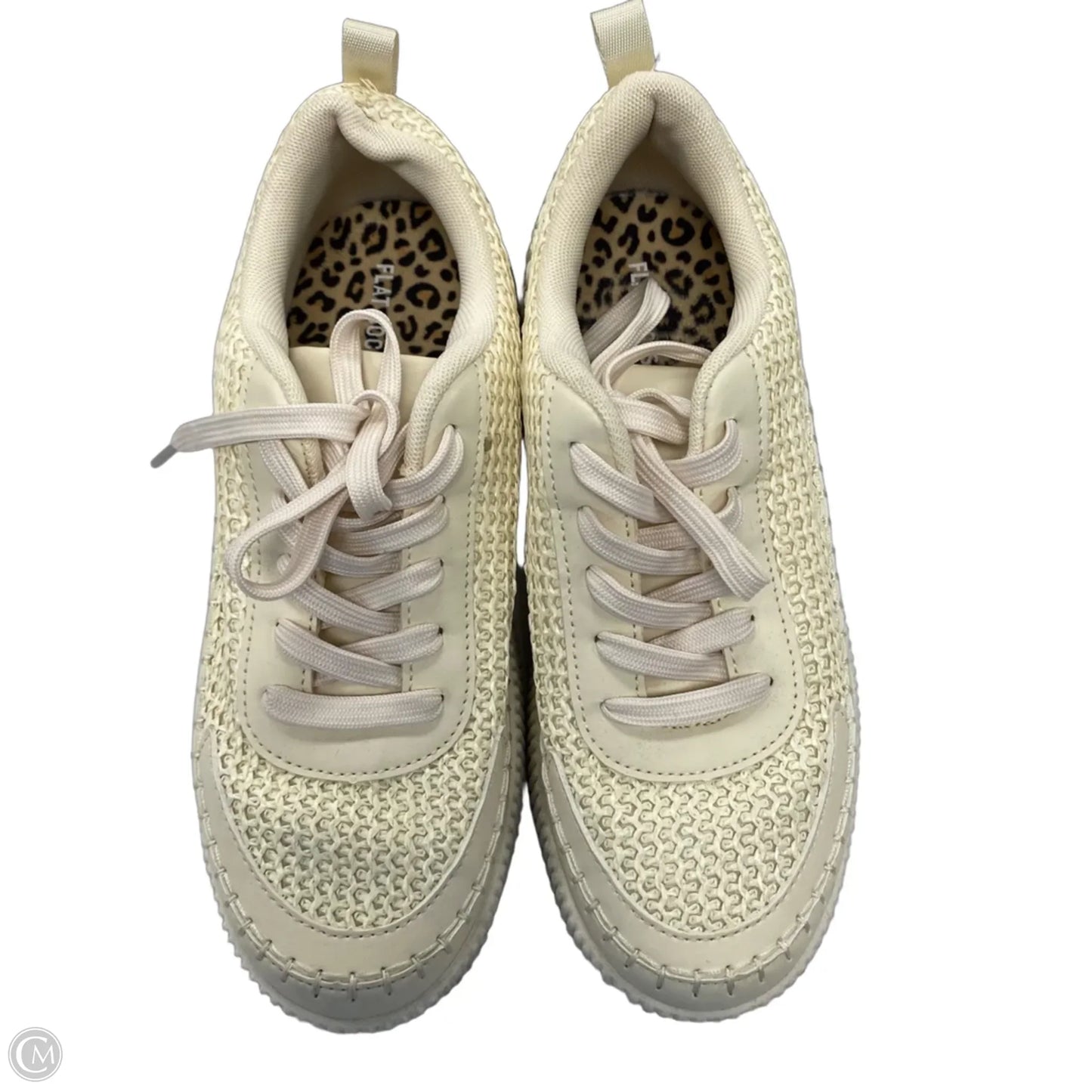 Shoes Sneakers By flat socks In Cream, Size: 8.5
