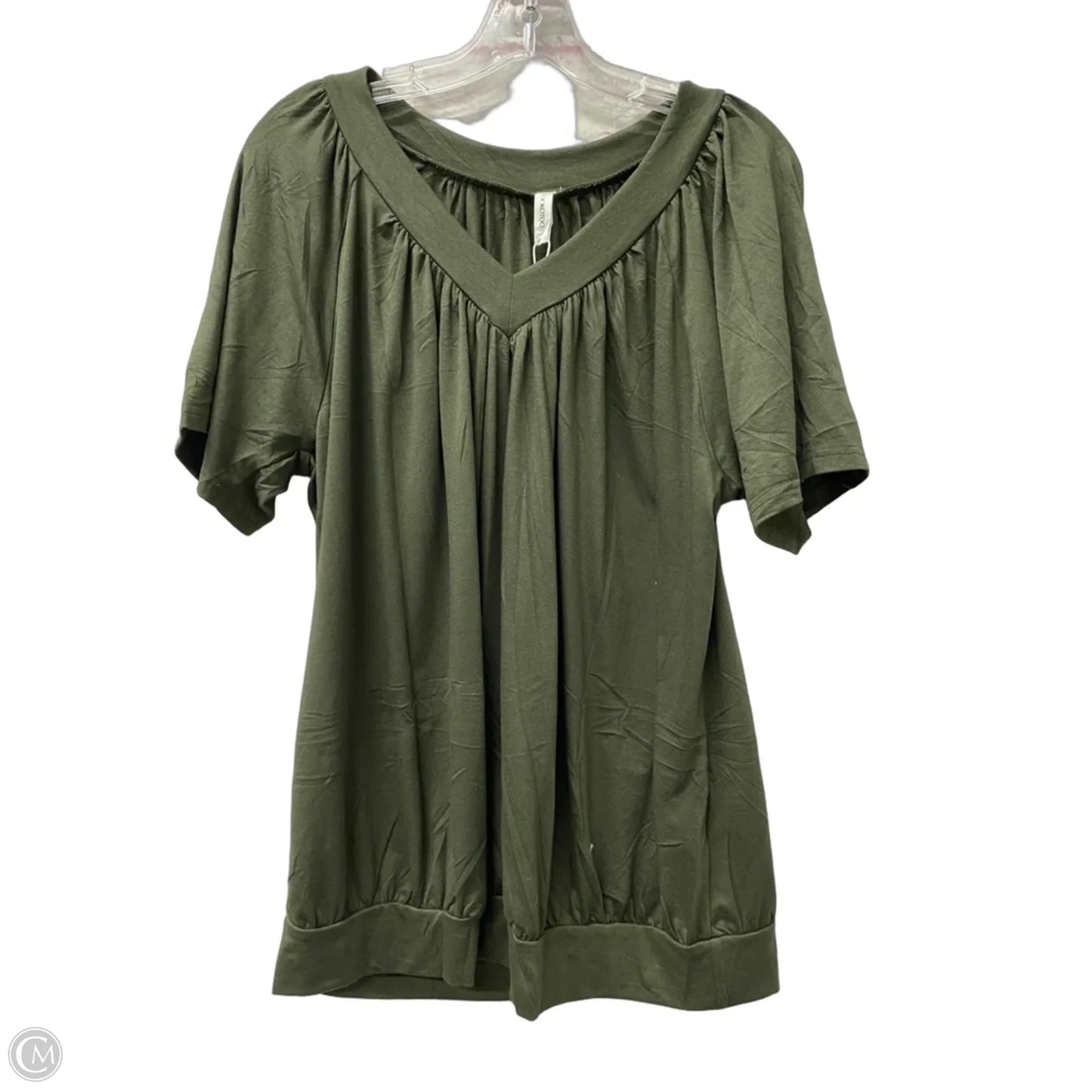 Top Short Sleeve By Dokotoo In Green, Size: Xl