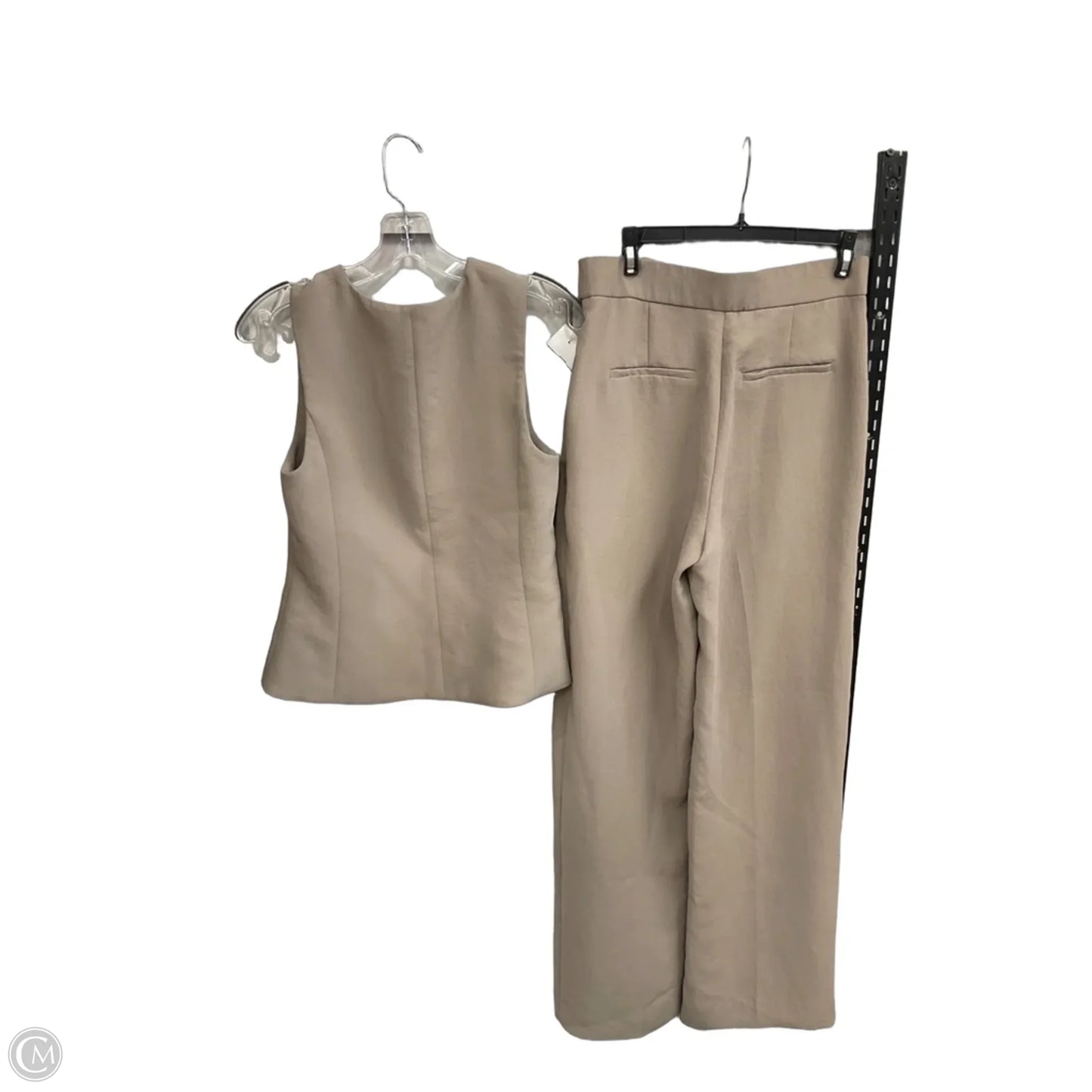 Top 2pc Sleeveless By Aritzia In Beige, Size: S