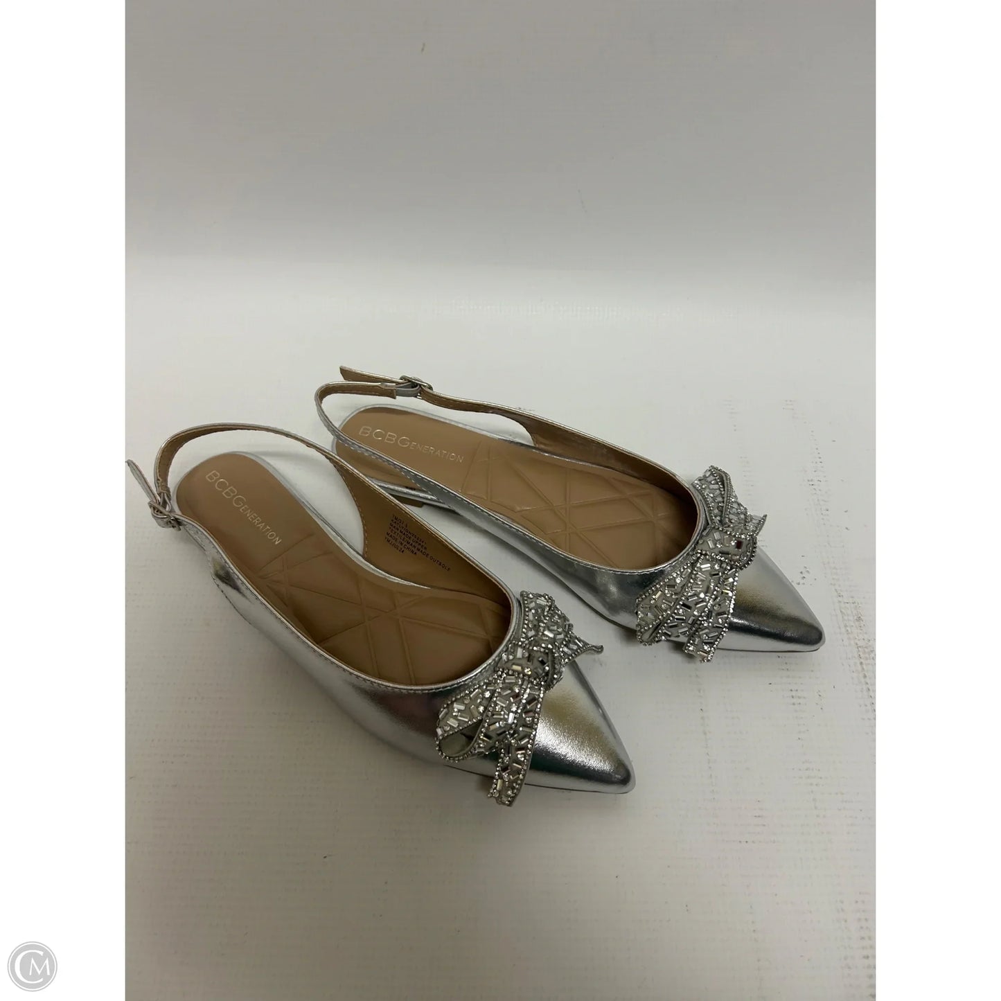 Shoes Flats By Bcbgeneration In Silver, Size: 7