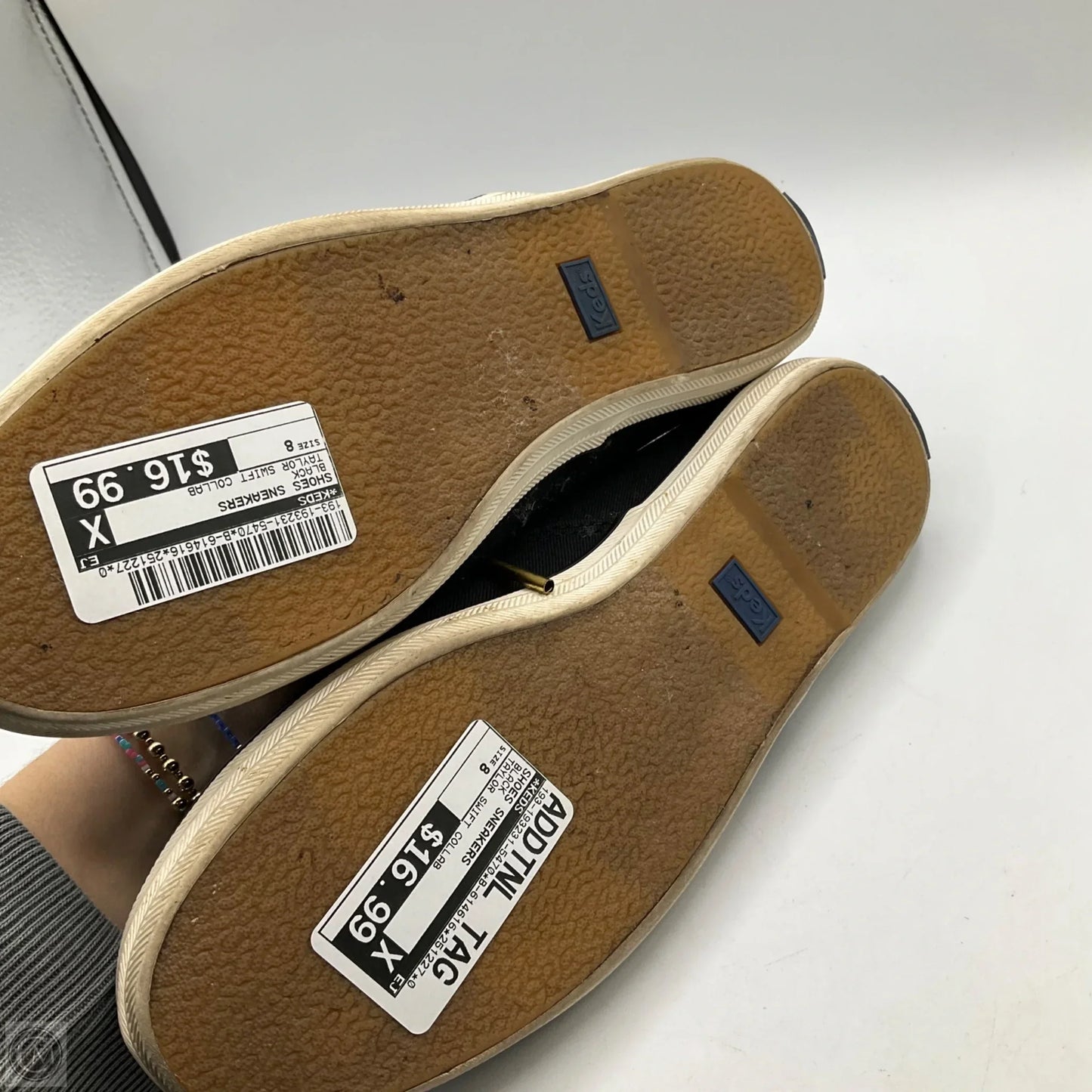 Shoes Sneakers By Keds In Black, Size: 8