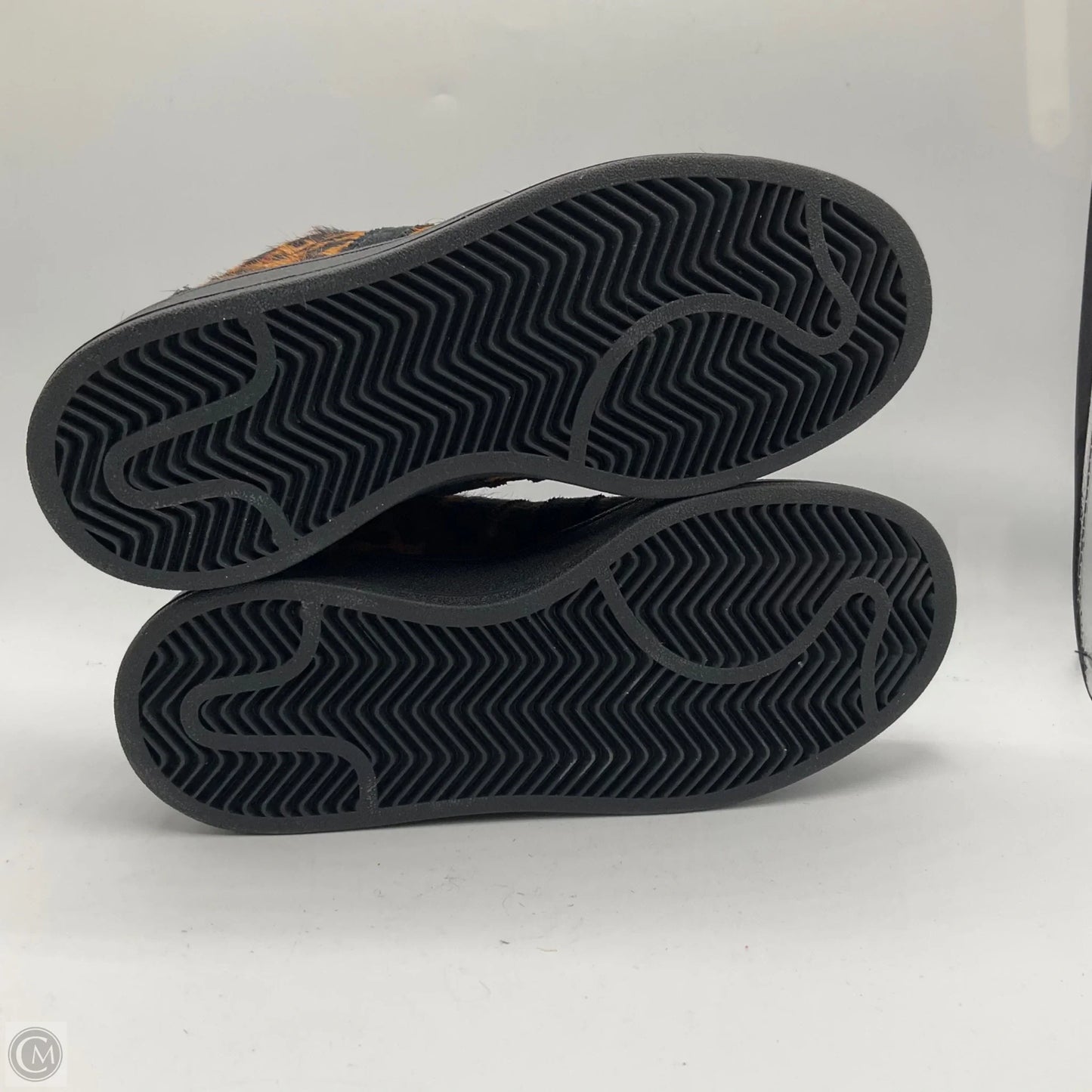 Shoes Sneakers By Adidas In Animal Print, Size: 6