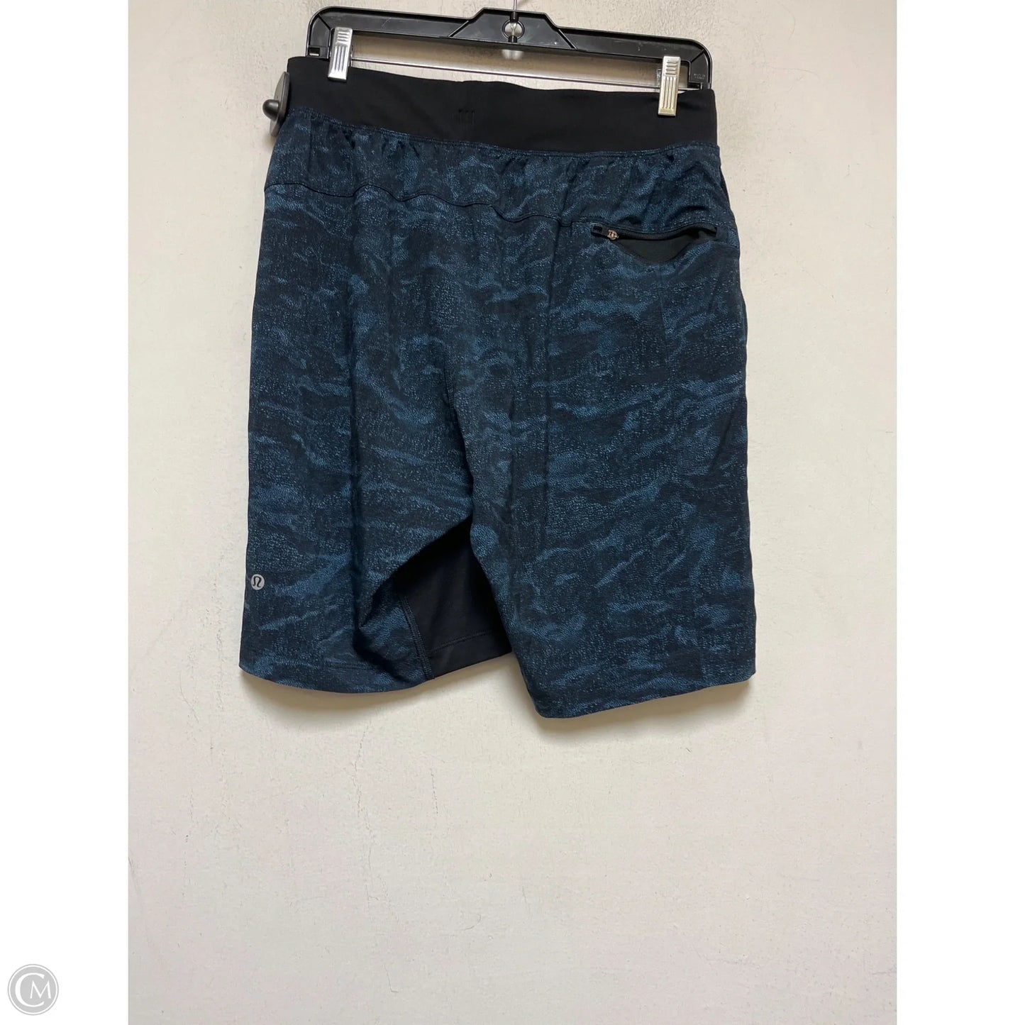 Athletic Shorts By Lululemon In Black & Blue, Size: M