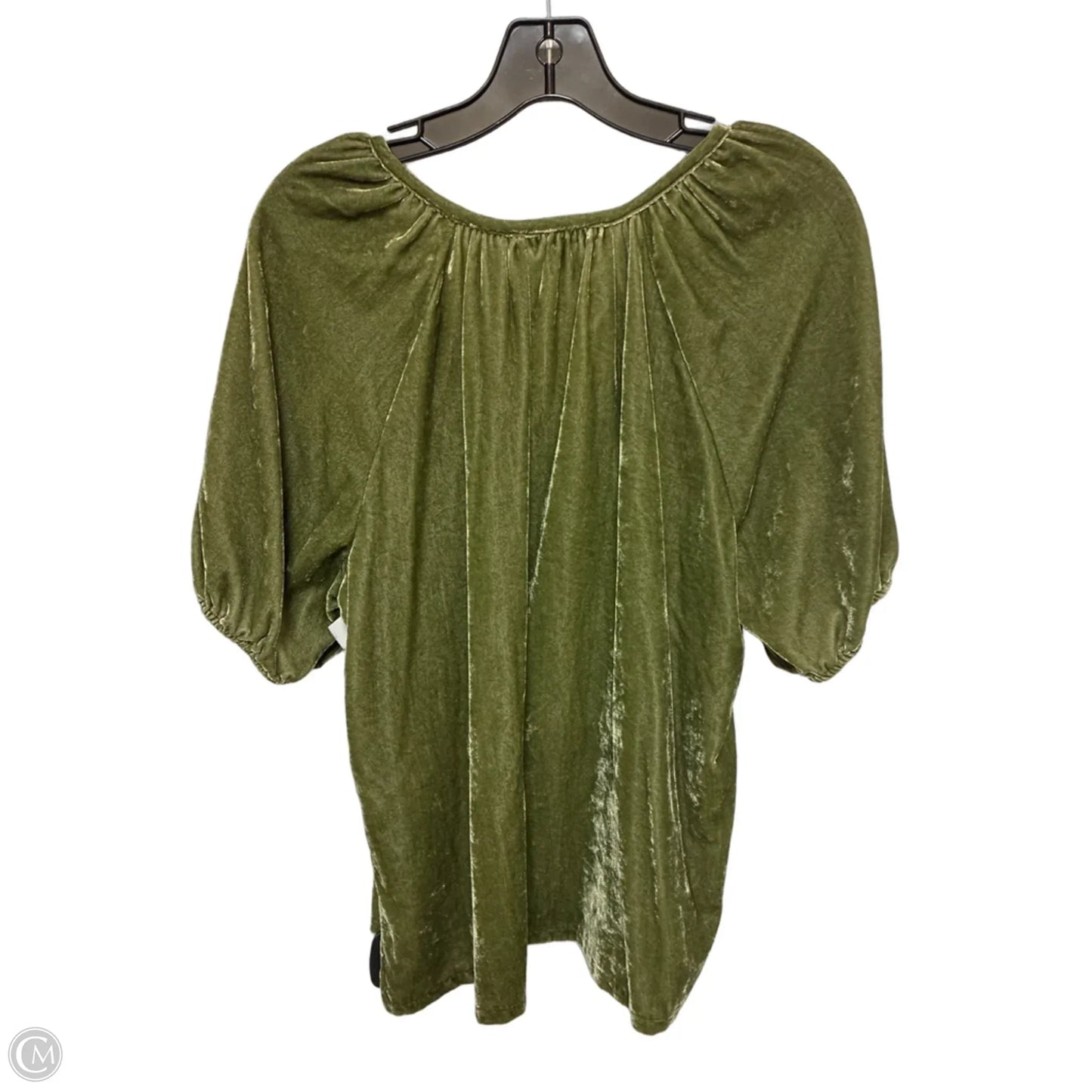 Top Short Sleeve By Daniel Rainn In Green, Size: L
