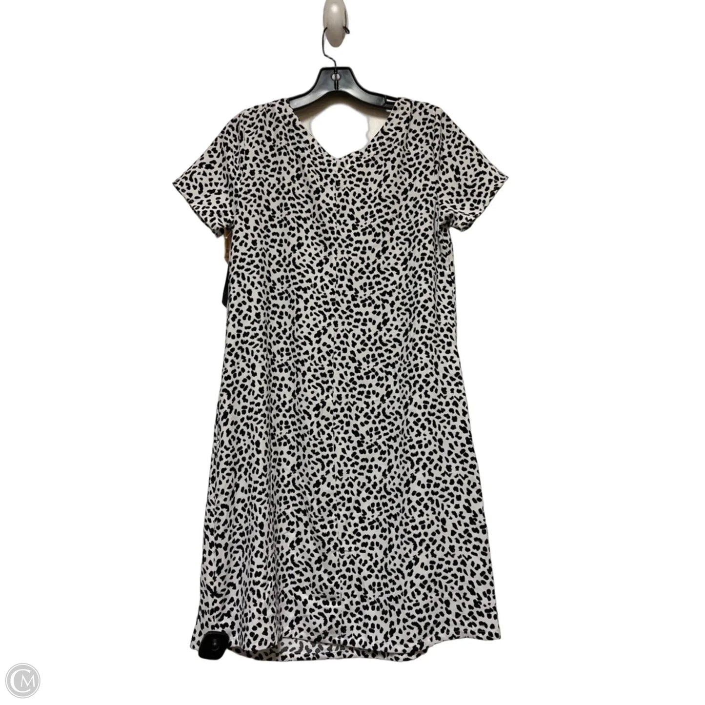 Dress Casual Short By Apt 9 In Black & White, Size: S