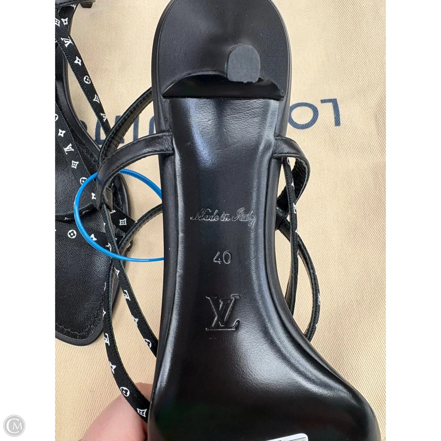 Sandals Luxury Designer By Louis Vuitton In Black, Size: 9