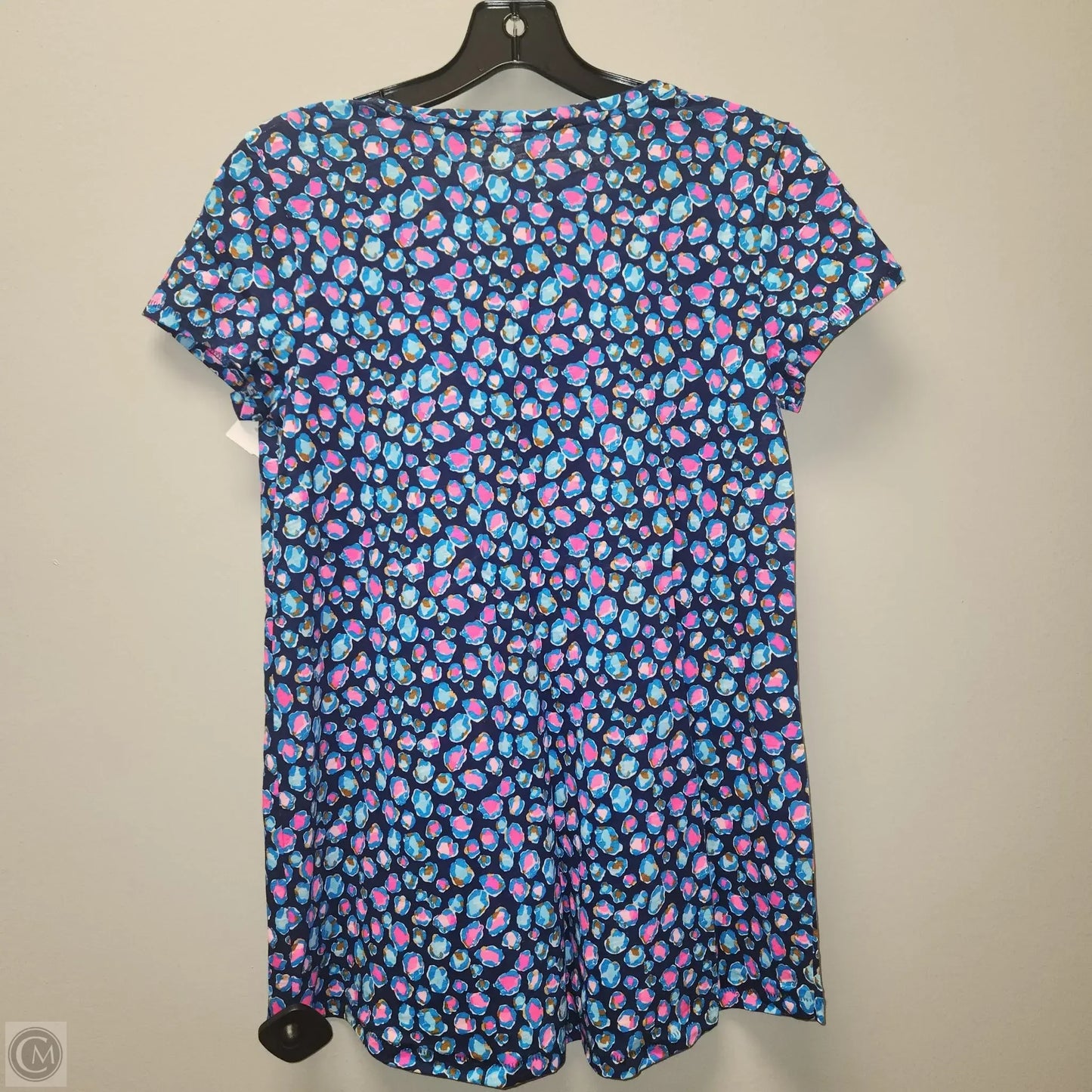 Top Short Sleeve Designer By Lilly Pulitzer In Blue, Size: Xs
