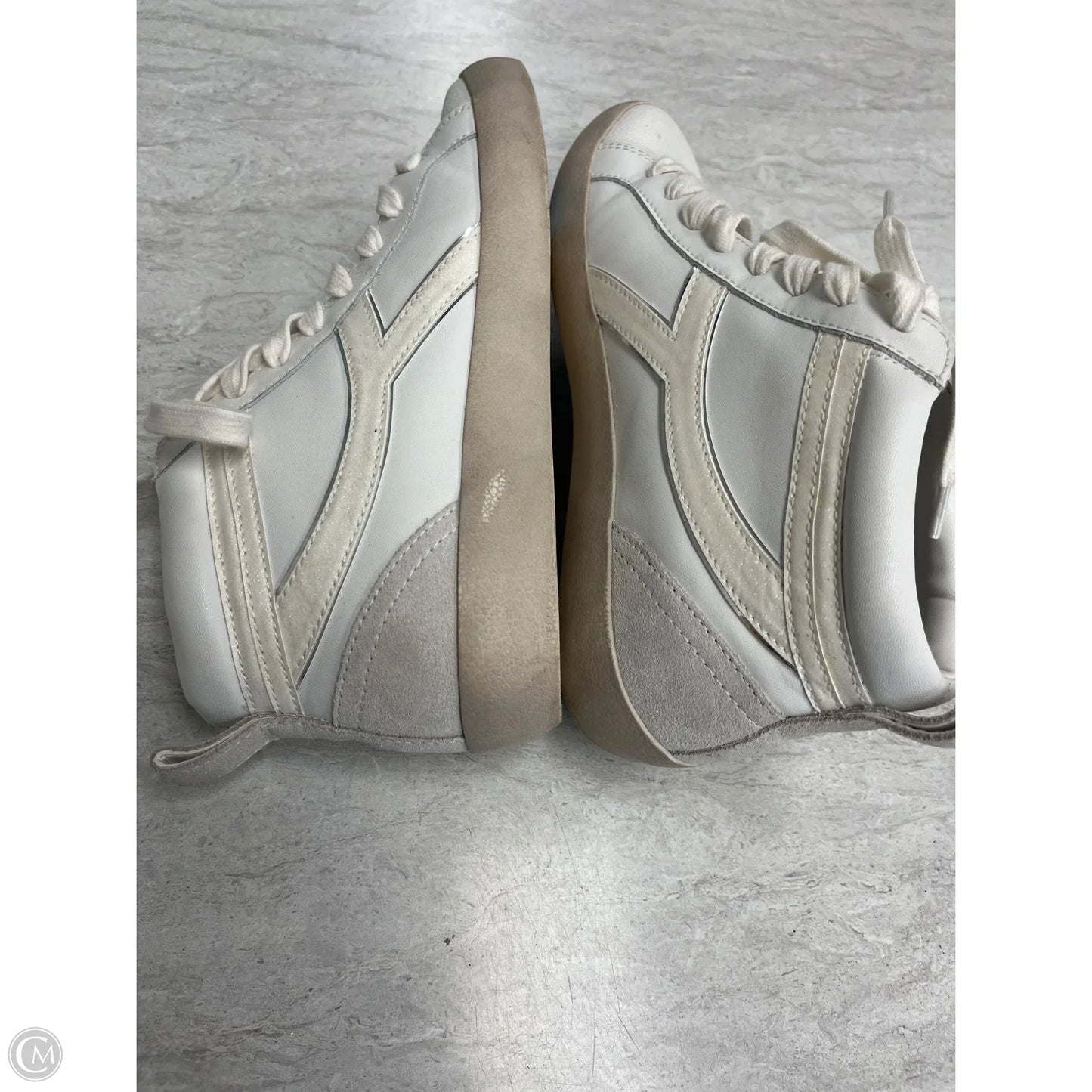 Shoes Sneakers By Gianni Bini In Cream, Size: 6.5