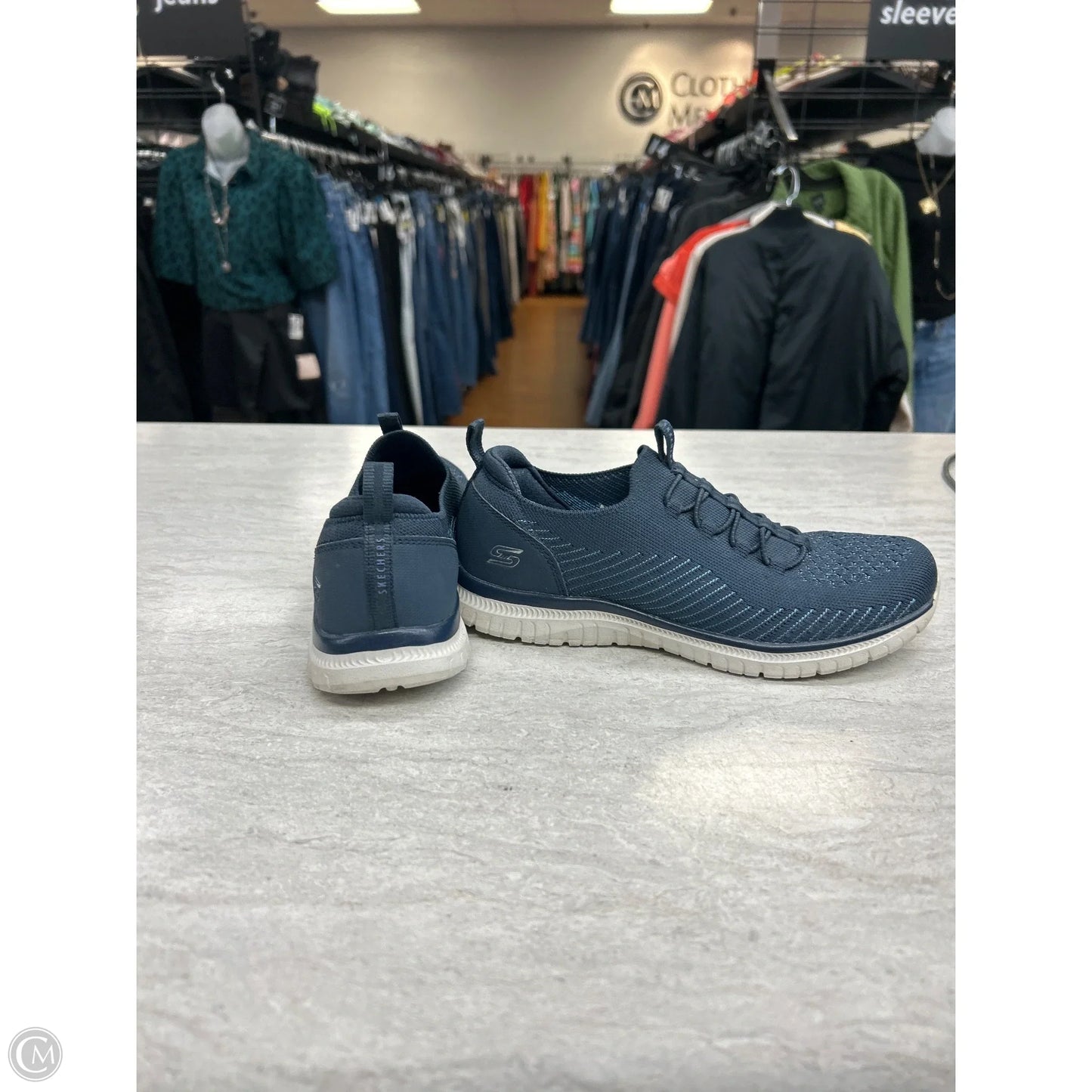 Shoes Sneakers By Skechers In Blue, Size: 6.5