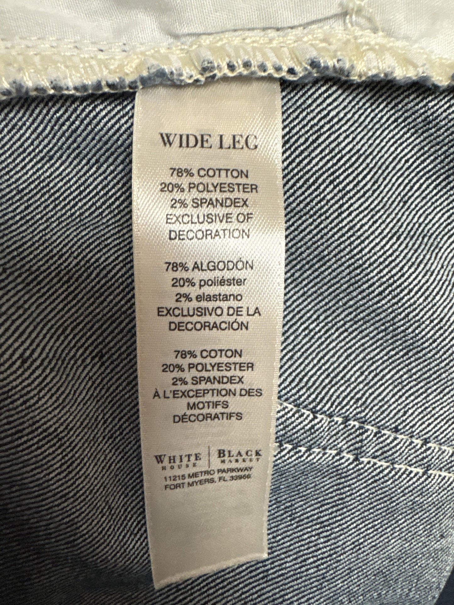 Capris By White House Black Market Size: 2