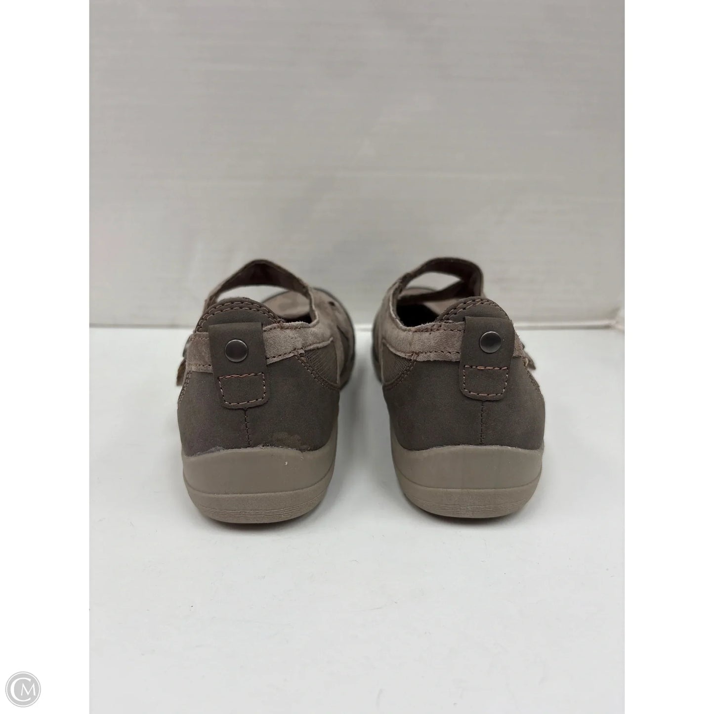 Shoes Flats By Earth In Taupe, Size: 7.5