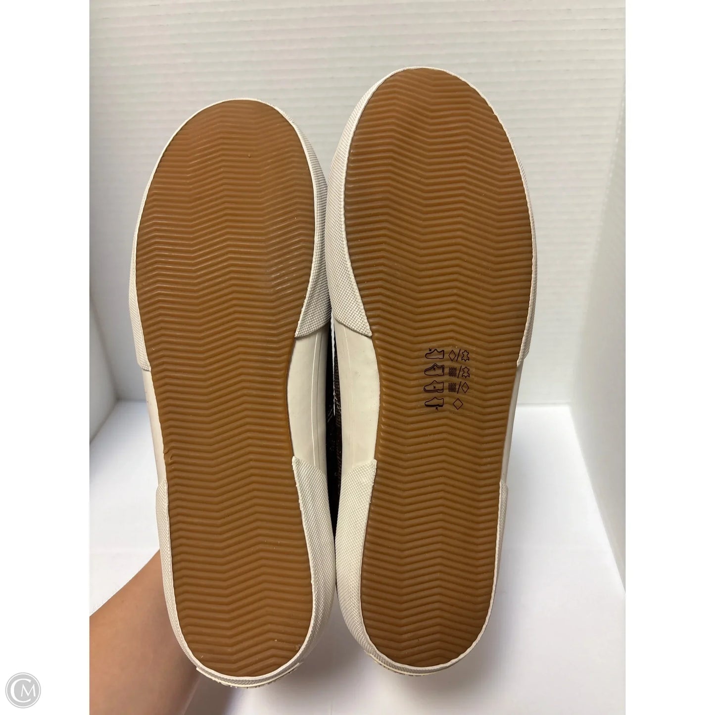 Shoes Designer By Michael Kors In Brown, Size: 9