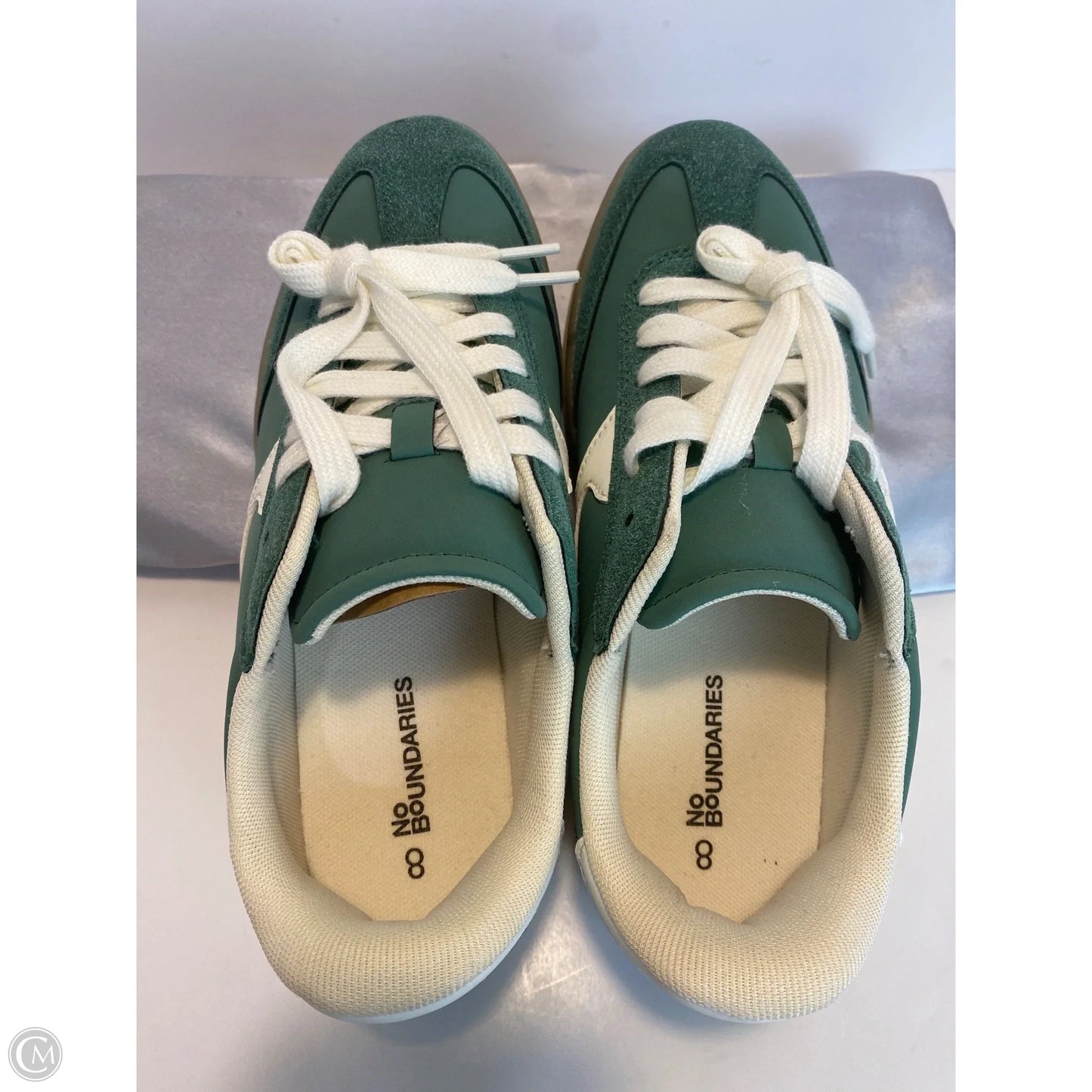 Shoes Sneakers By No Boundaries In Green, Size: 8