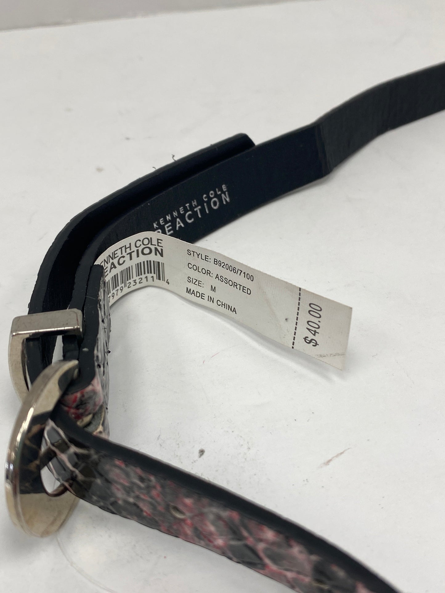 Belt By Kenneth Cole Size: Medium