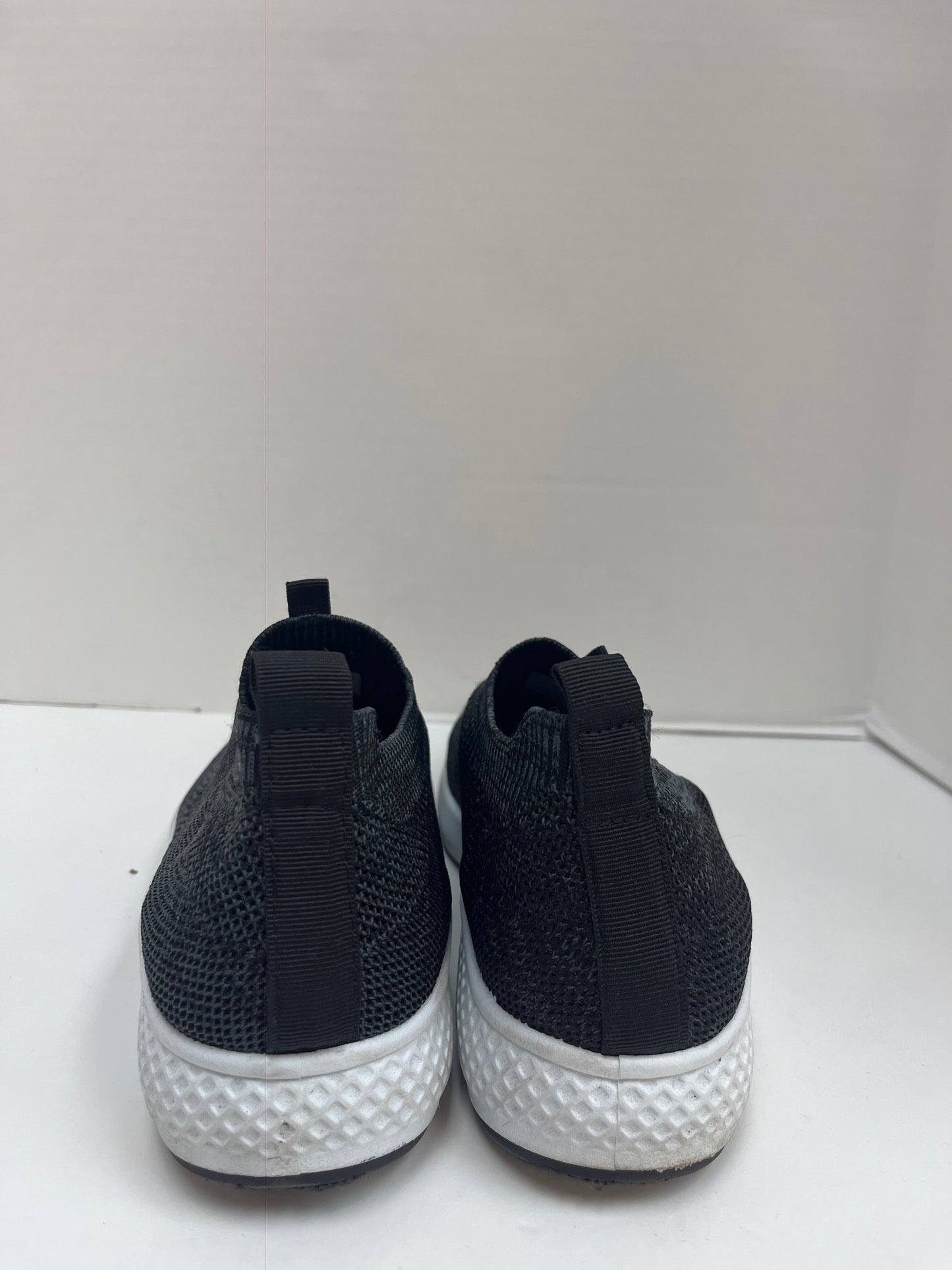 Shoes Athletic By Tommy Bahama Size: 10