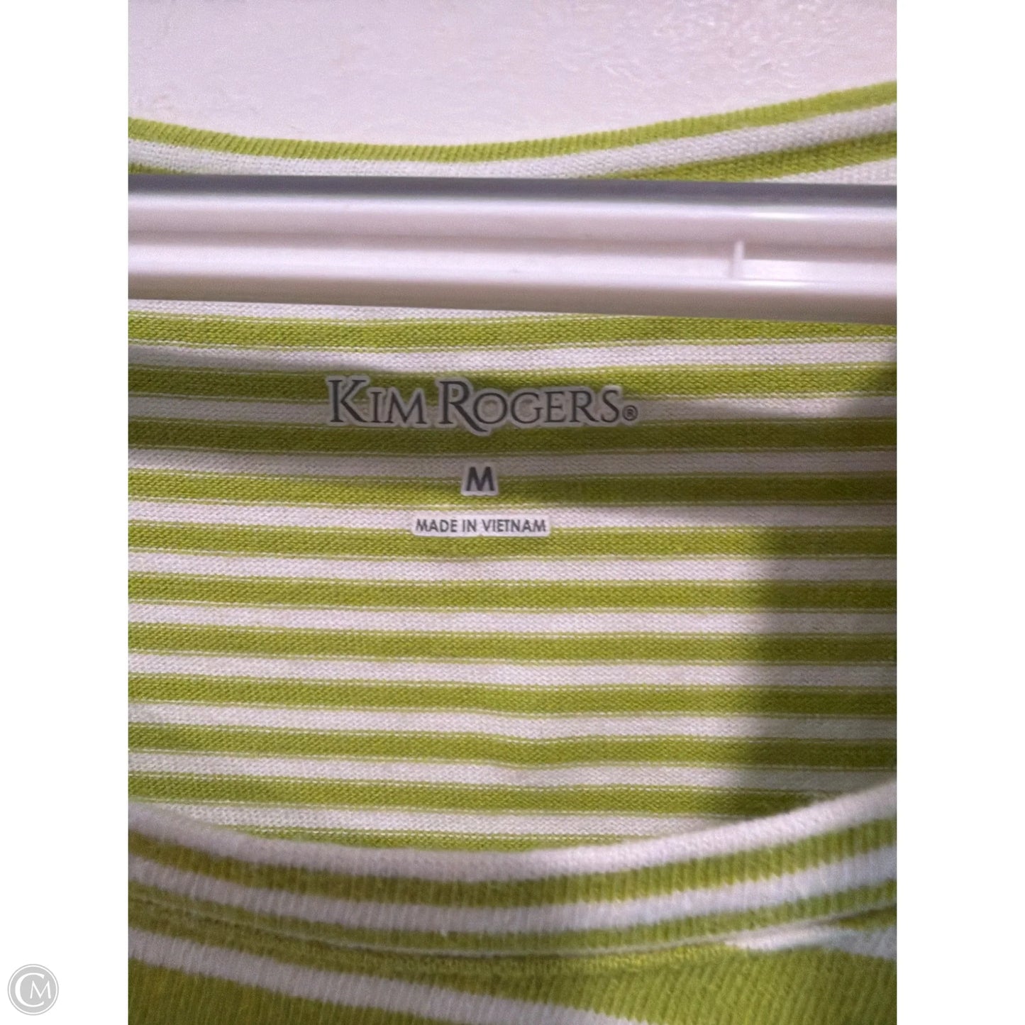 Top Long Sleeve By Kim Rogers In Green, Size: M