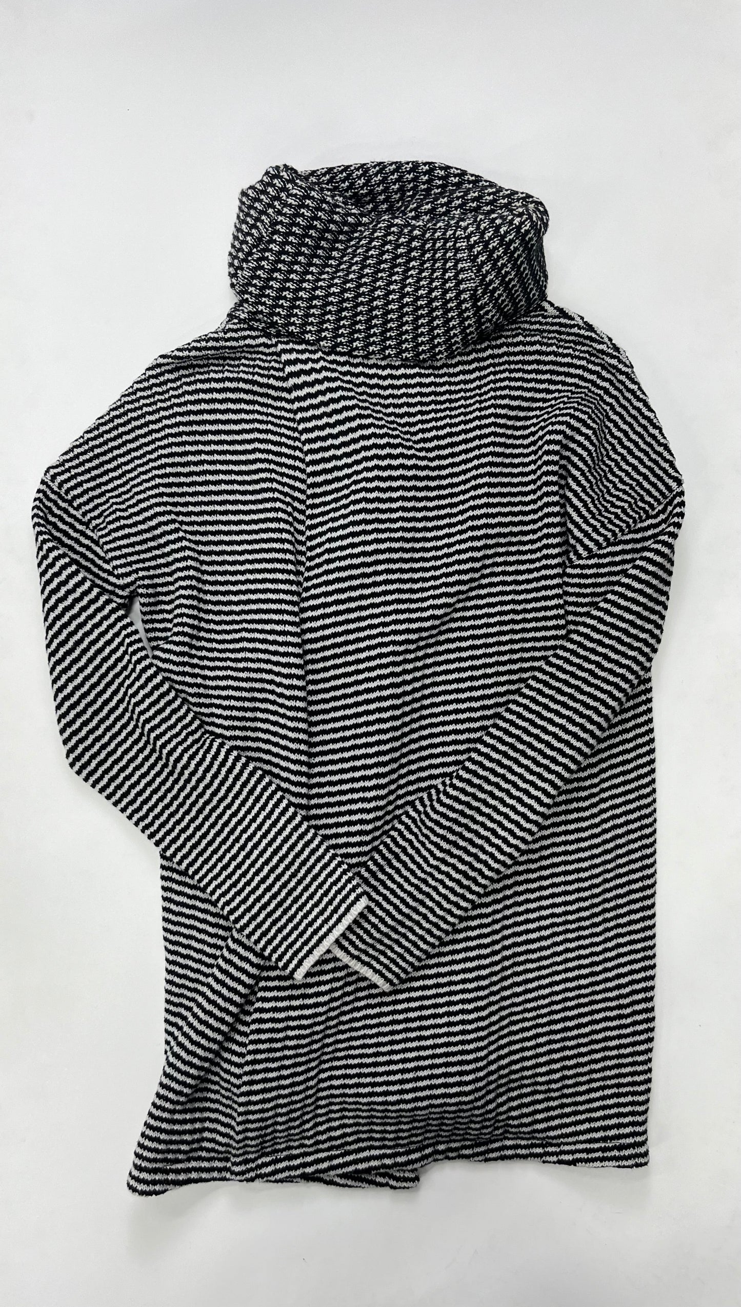 Sweater By Cabi Size: S