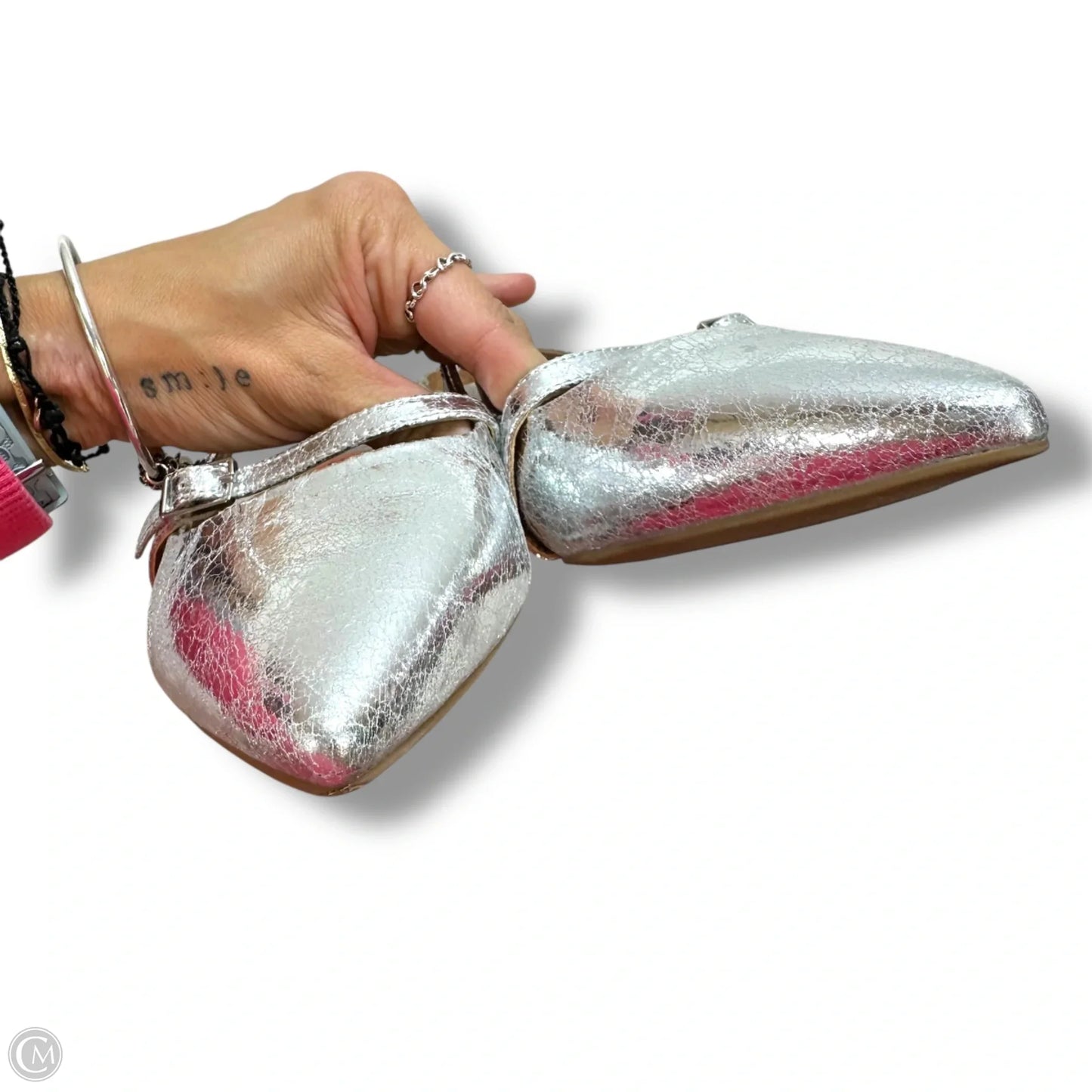 Shoes Flats By Dolce Vita In Silver, Size: 9.5