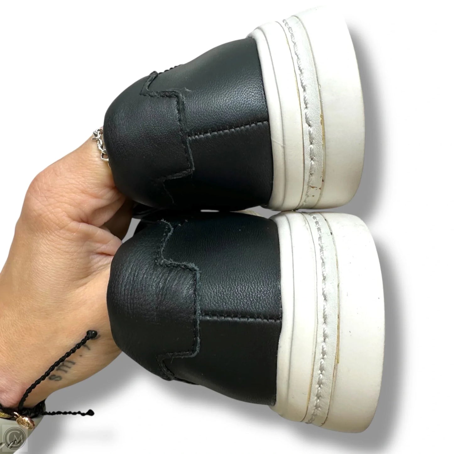 Shoes Flats By Clarks In Black, Size: 7.5