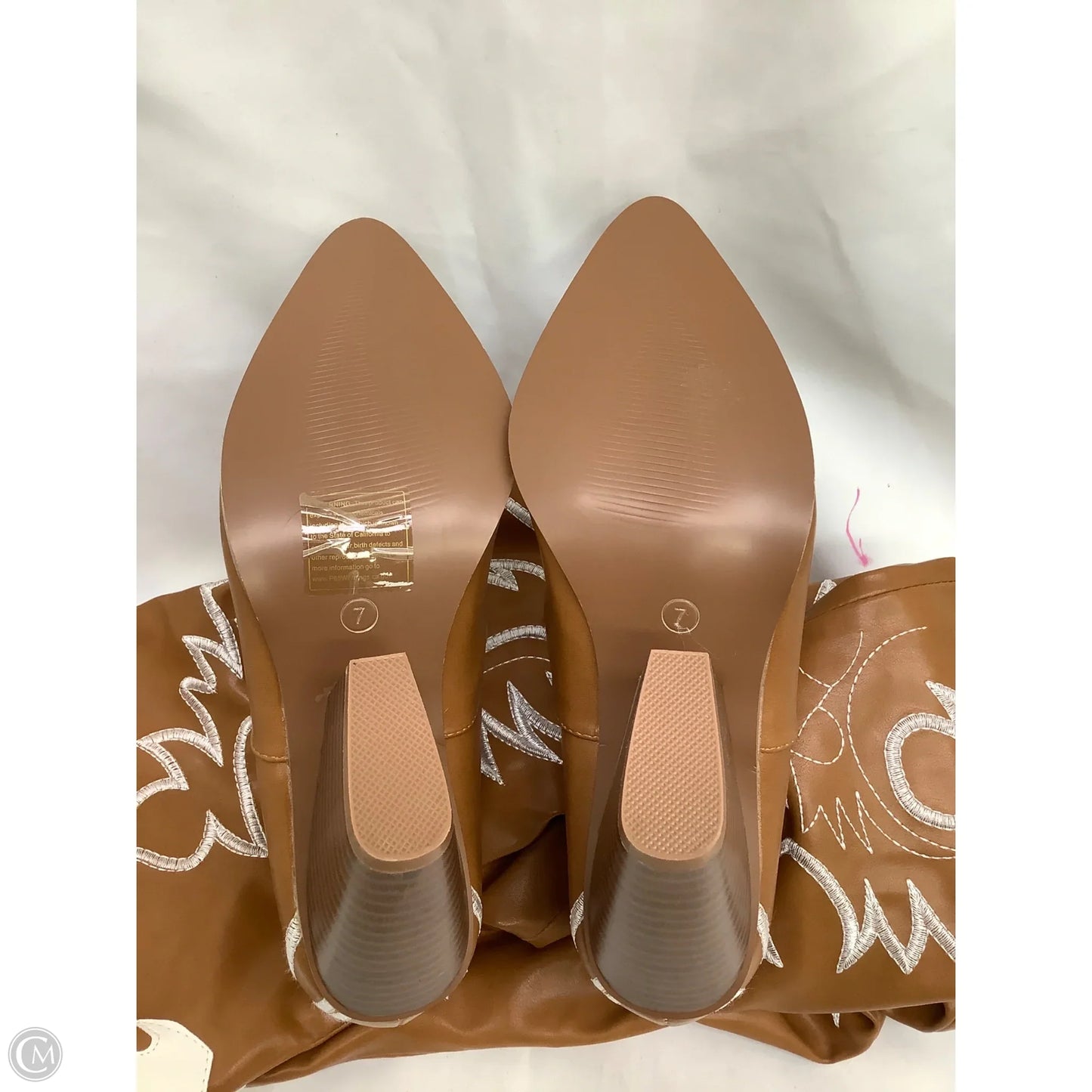 Boots Knee Heels By Clothes Mentor In Brown & White, Size: 7