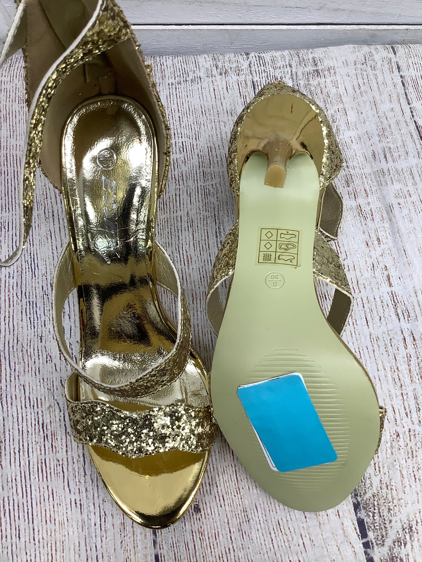 Sandals Heels Stiletto By Clothes Mentor Size: 8