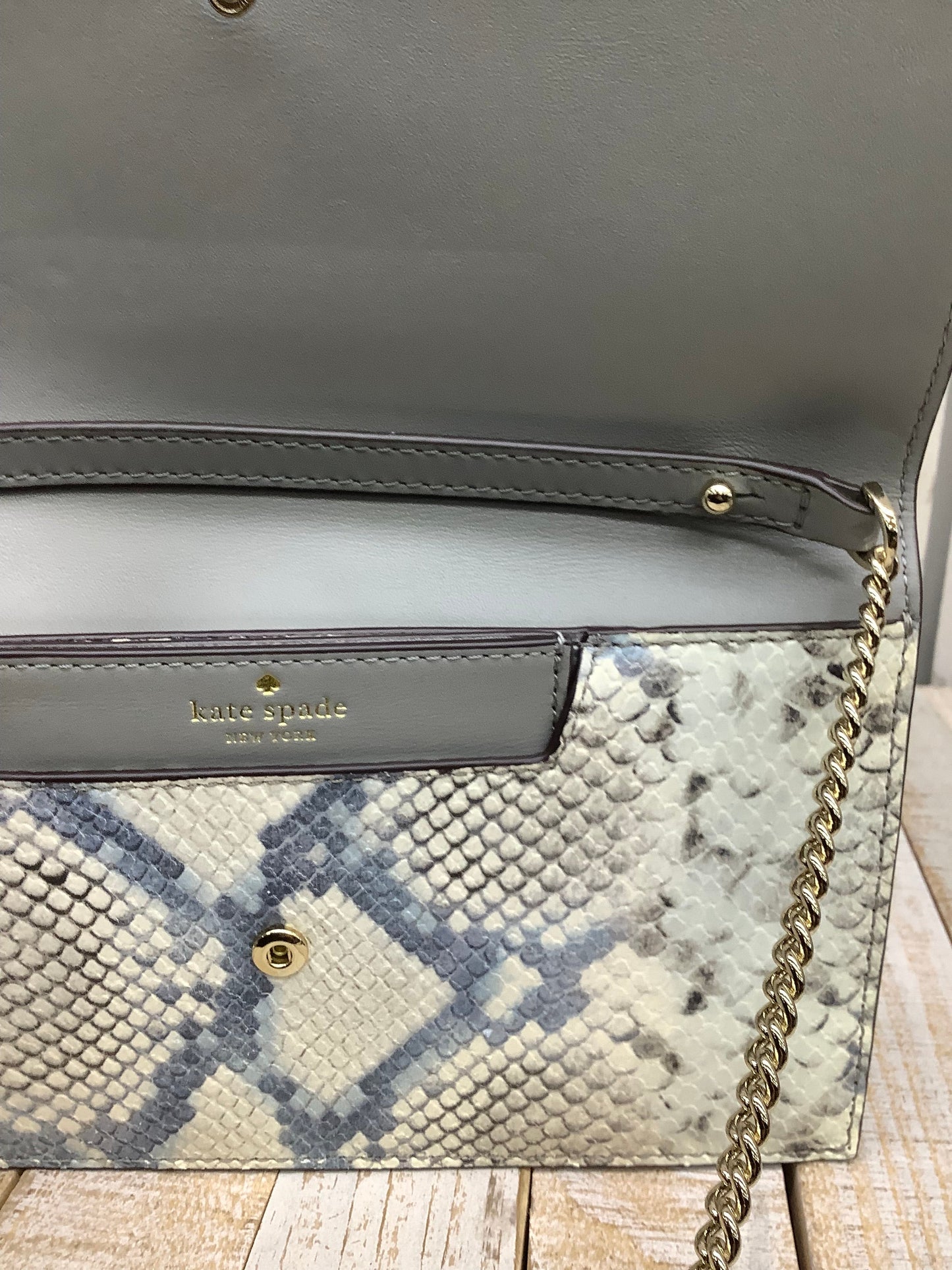 Crossbody Designer By Kate Spade Size: Medium