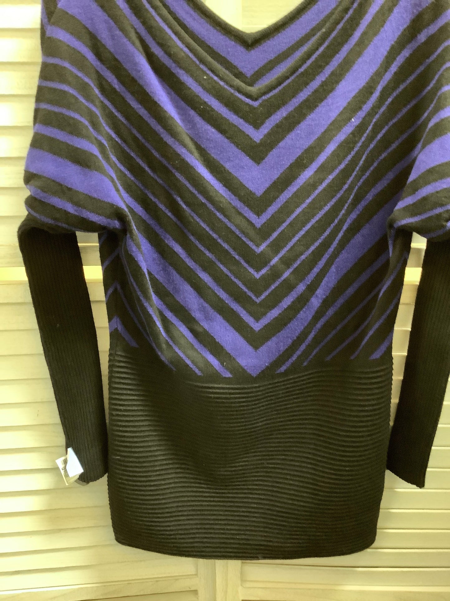 Sweater By Kerisma Size: S