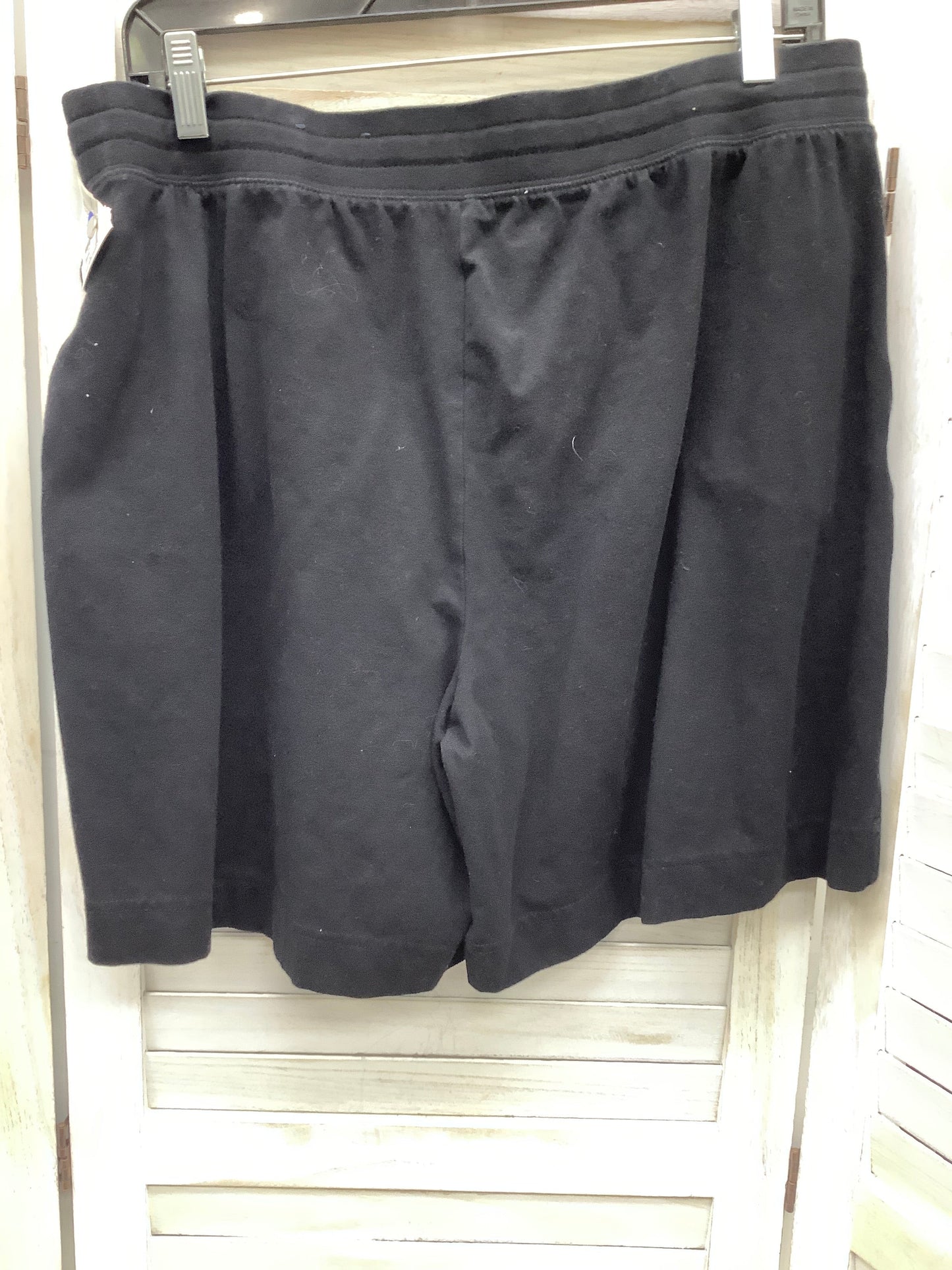 Shorts By Karen Scott Size: L