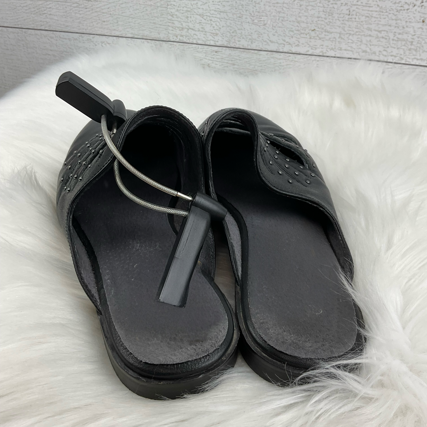 Shoes Flats By Seychelles Size: 9.5