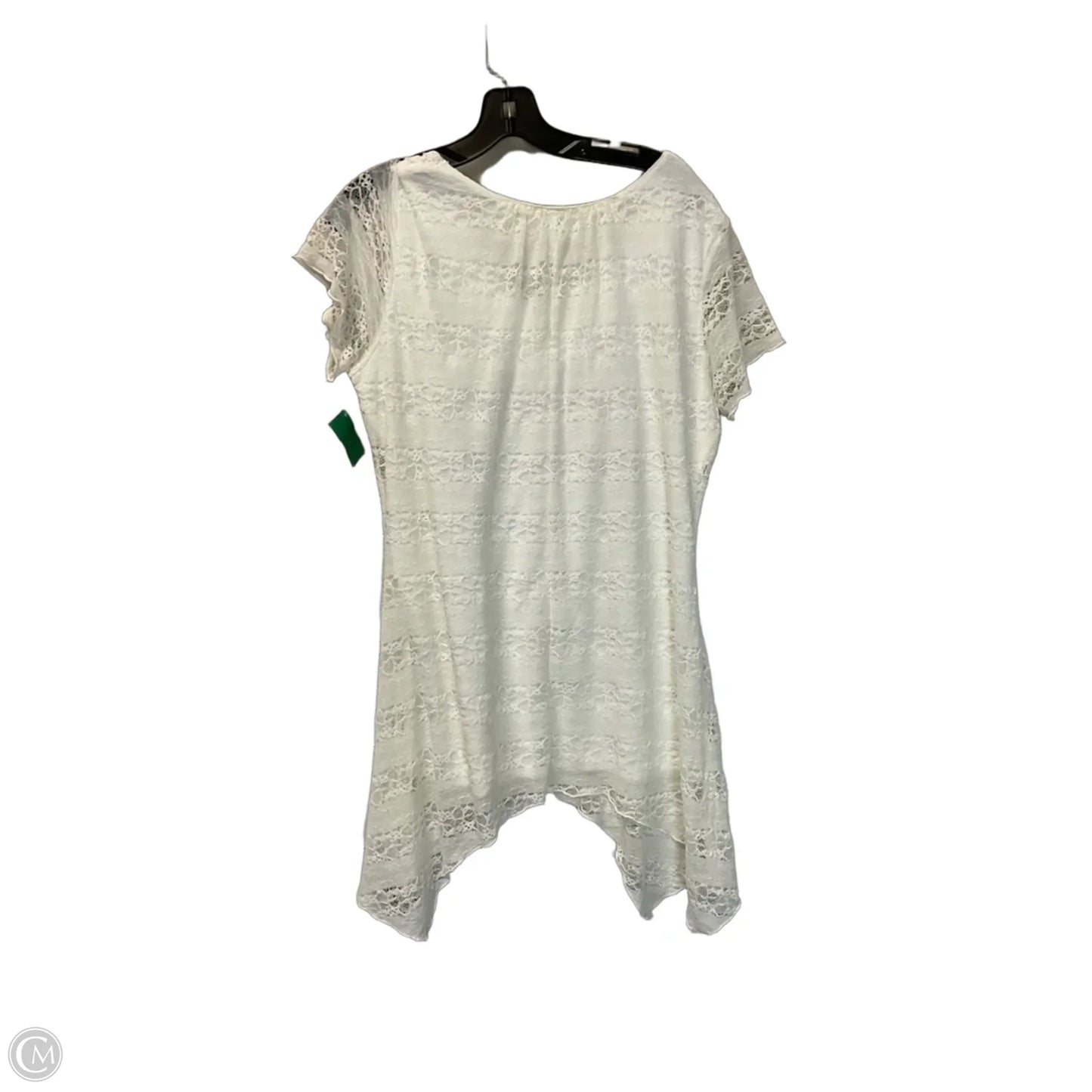 Dress Casual Short By Clothes Mentor In White, Size: L