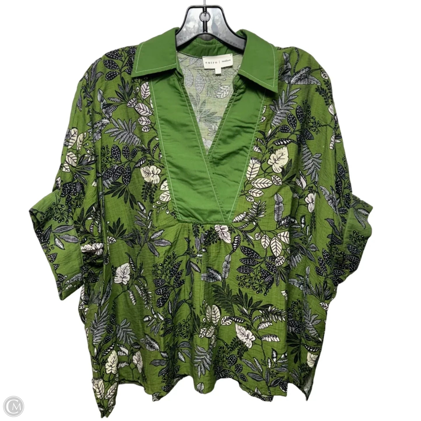 Top Short Sleeve By Entro In Green, Size: M