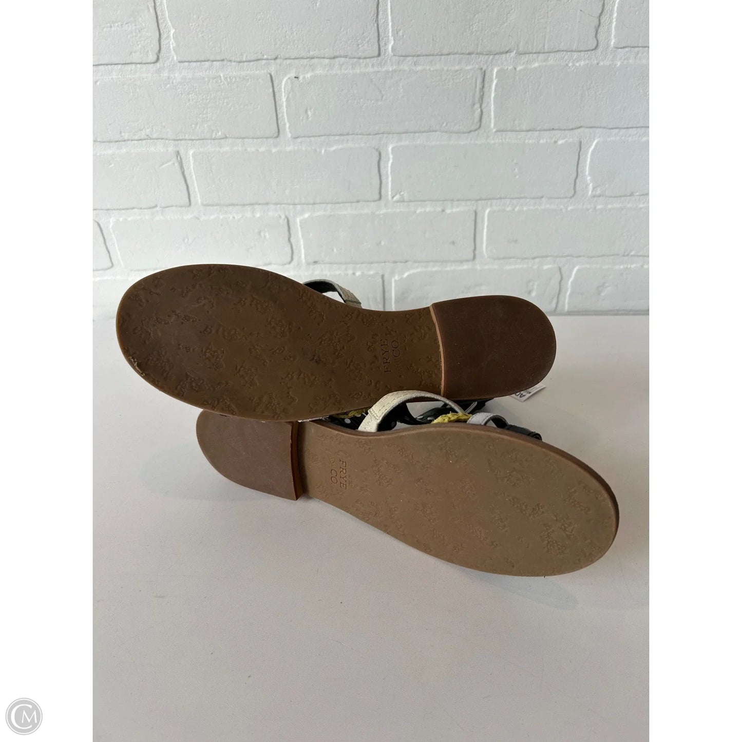 Sandals Flats By Frye In Black & Yellow, Size: 9.5