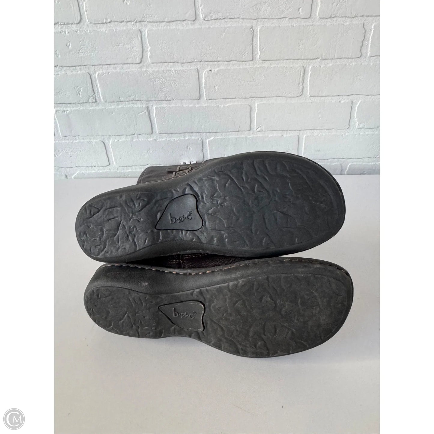 Boots Knee Flats By Boc In Brown, Size: 7