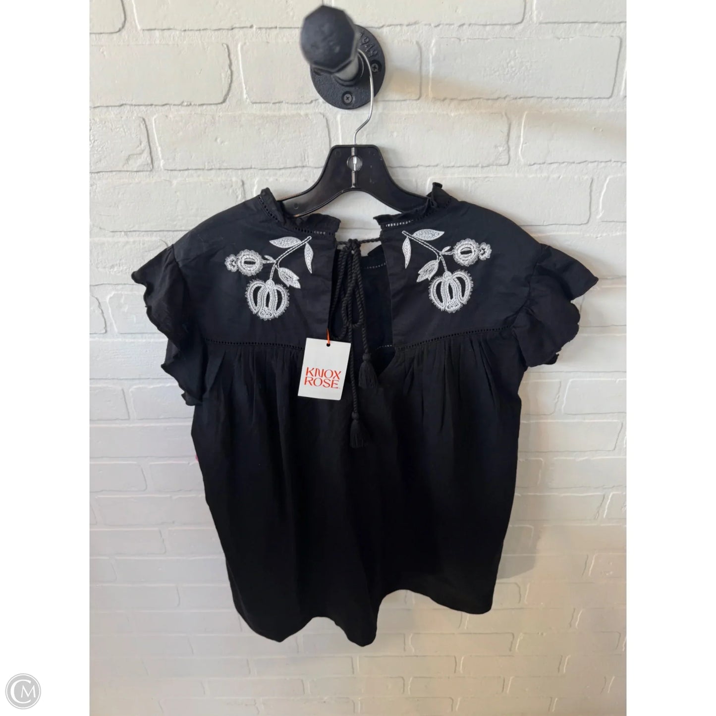 Top Sleeveless By Knox Rose In Black & White, Size: L