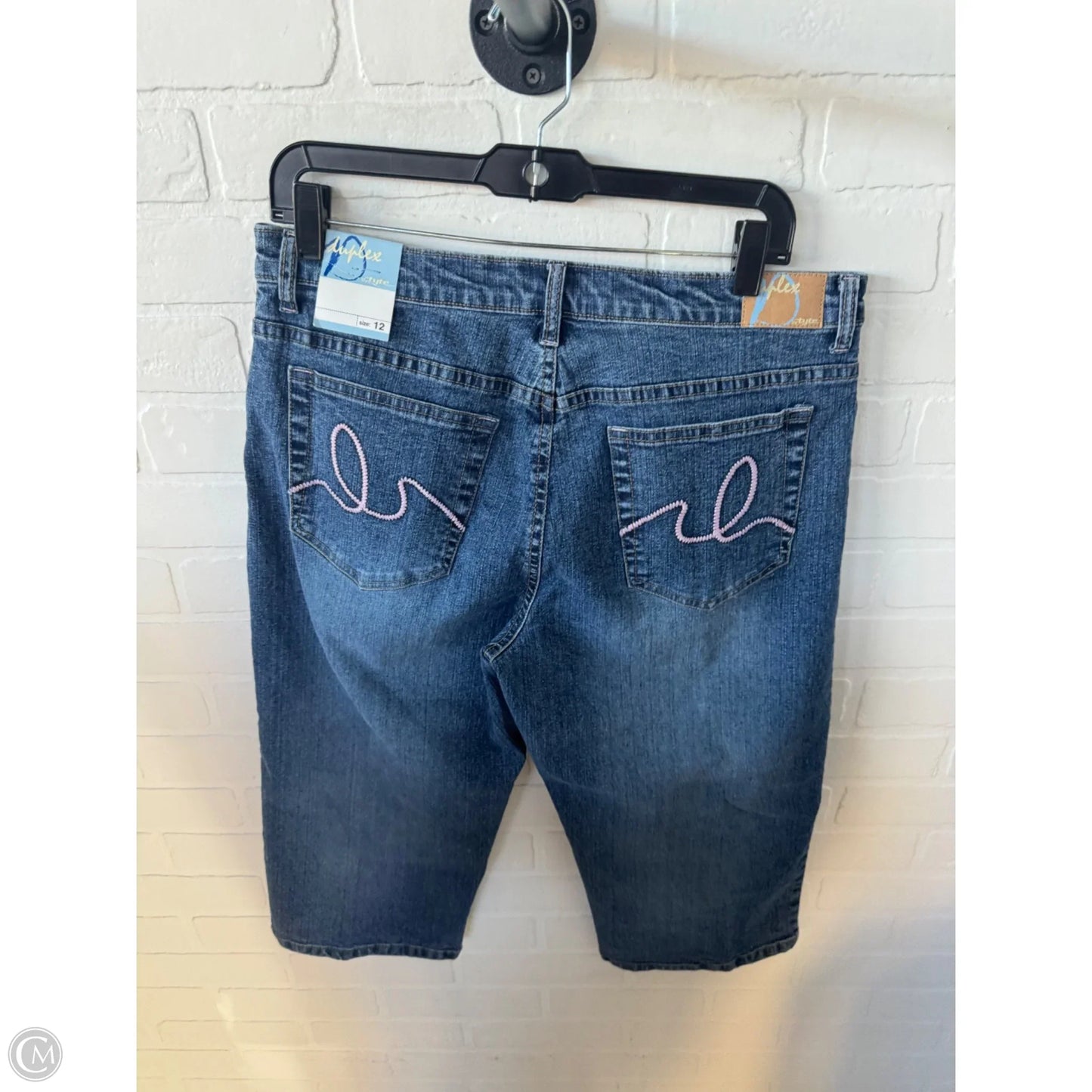 Capris By Clothes Mentor In Blue Denim, Size: 12