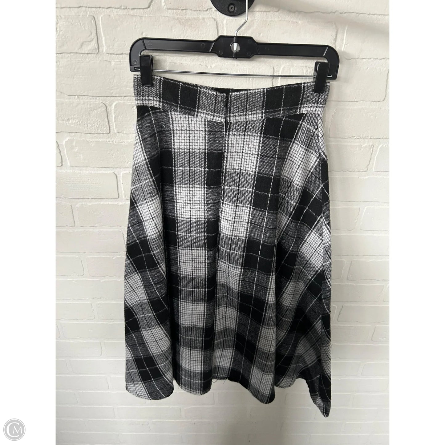 Skirt Midi By Dazy In Black & White, Size: 4