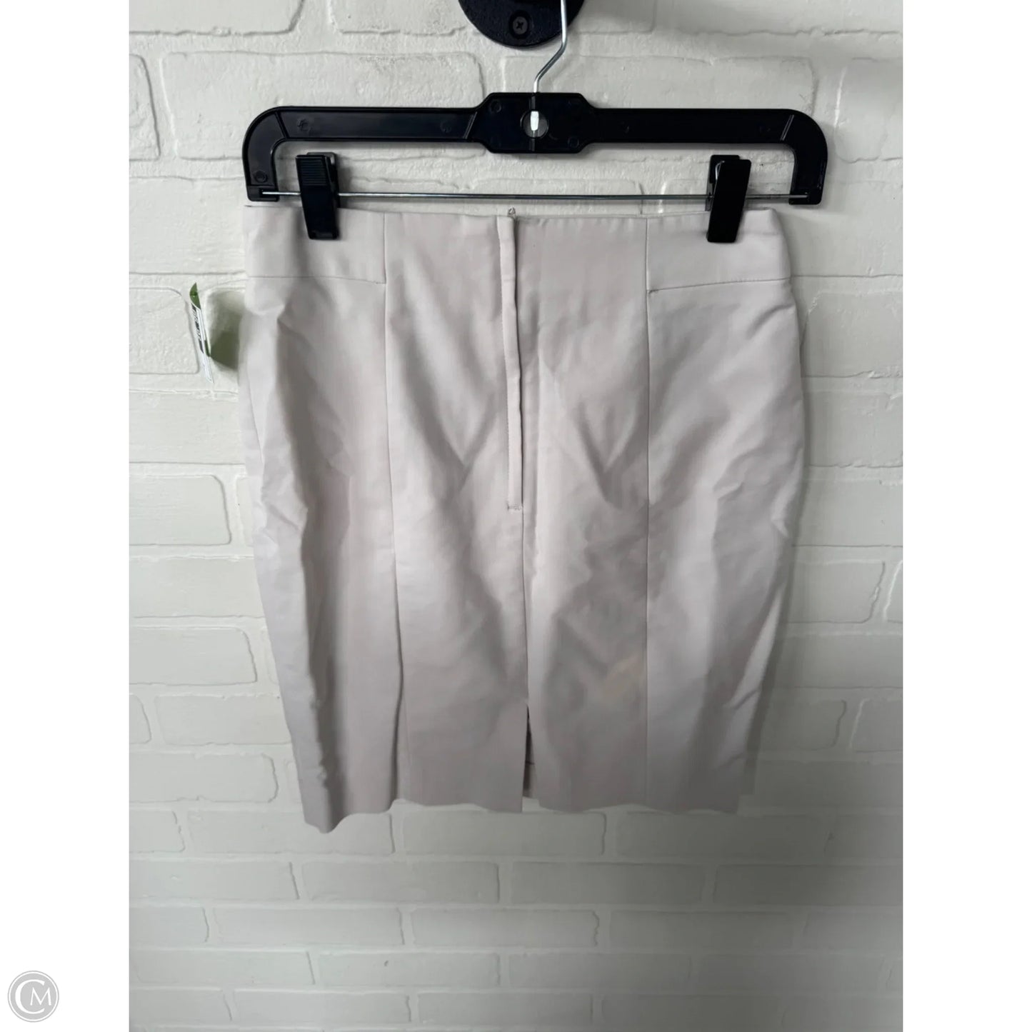 Skirt Mini & Short By H&m In Cream, Size: 6