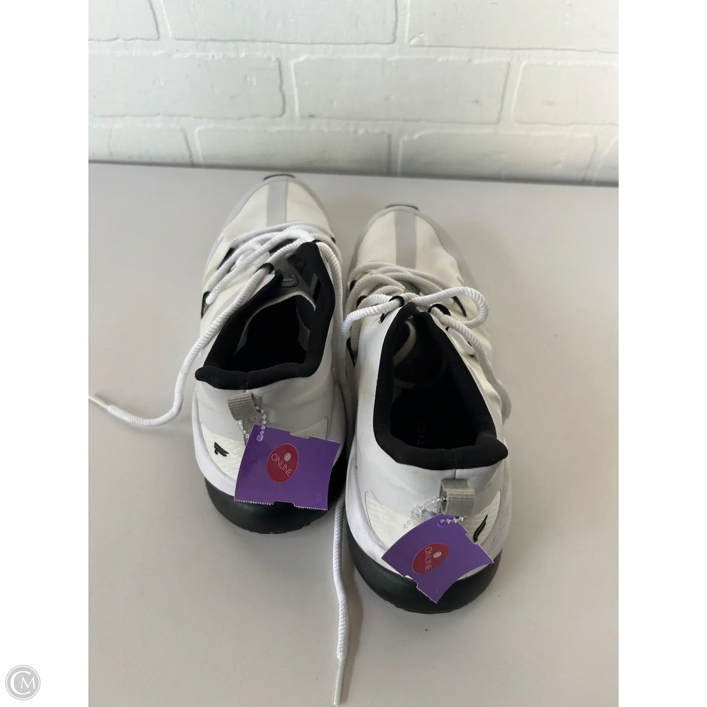 Shoes Athletic By Fabletics In White, Size: 11