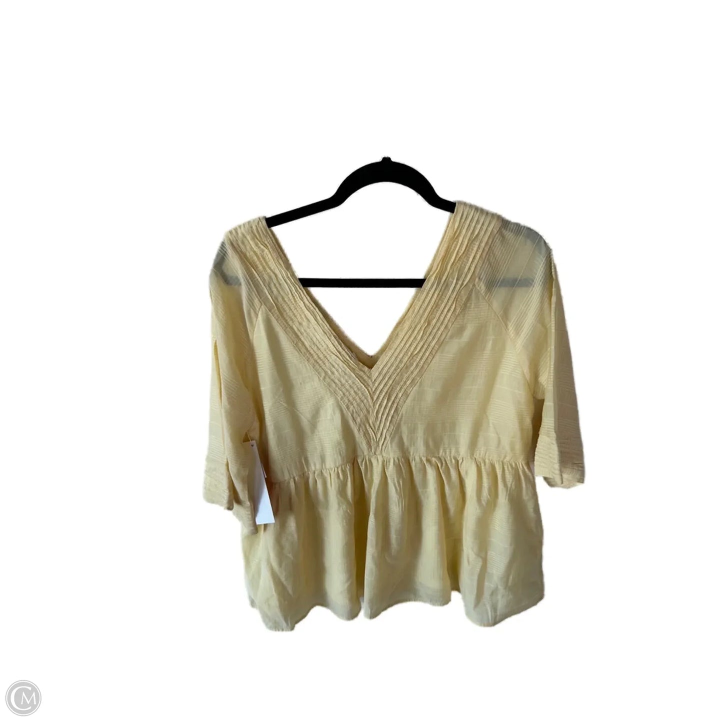 Top Short Sleeve By Entro In Yellow, Size: S