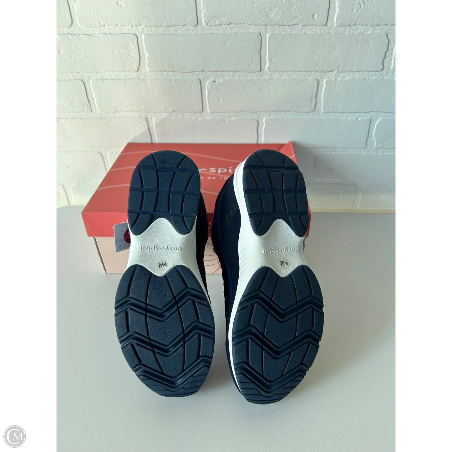 Shoes Sneakers By Easy Spirit In Blue & White, Size: 9.5