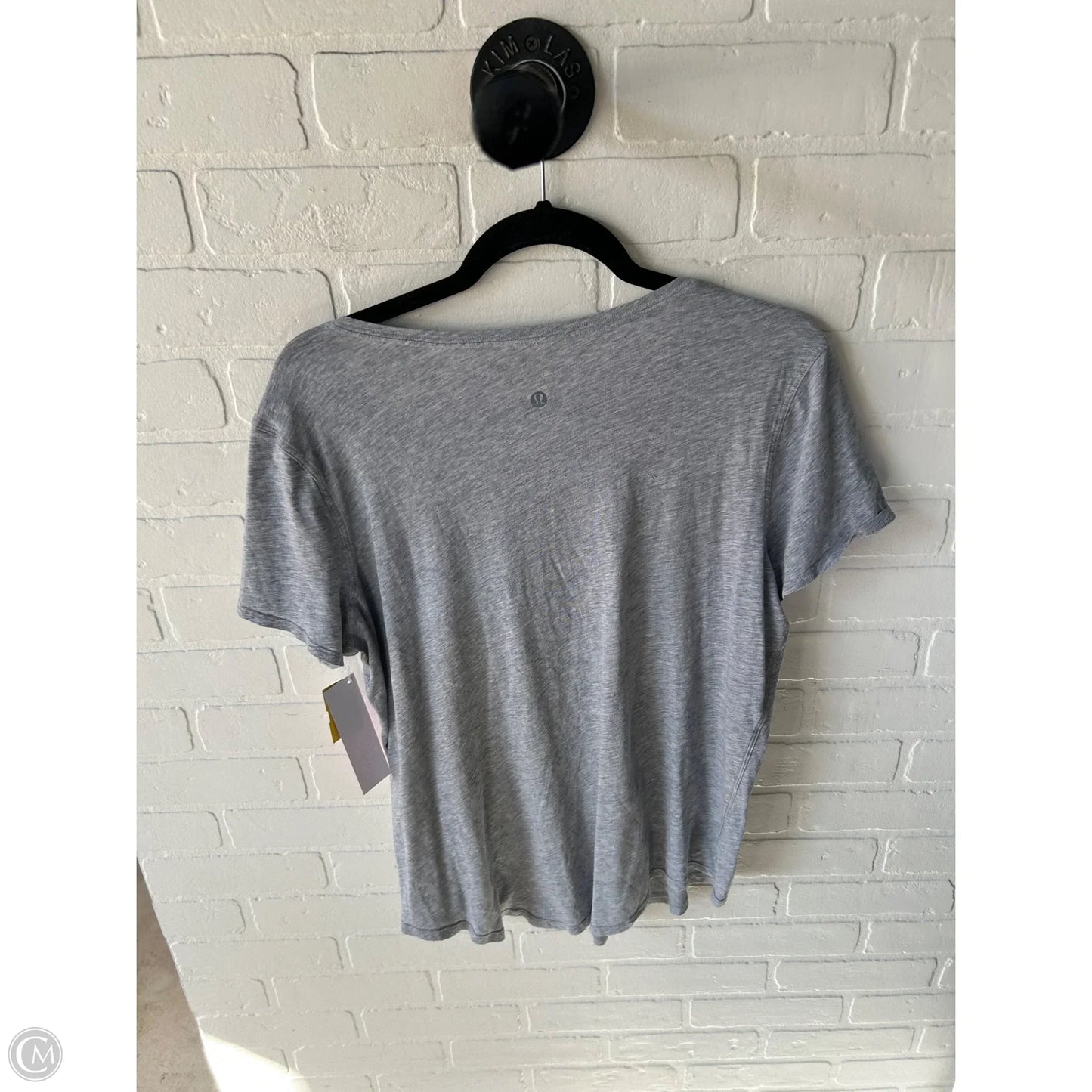 Athletic Top Short Sleeve By Lululemon In Grey, Size: S