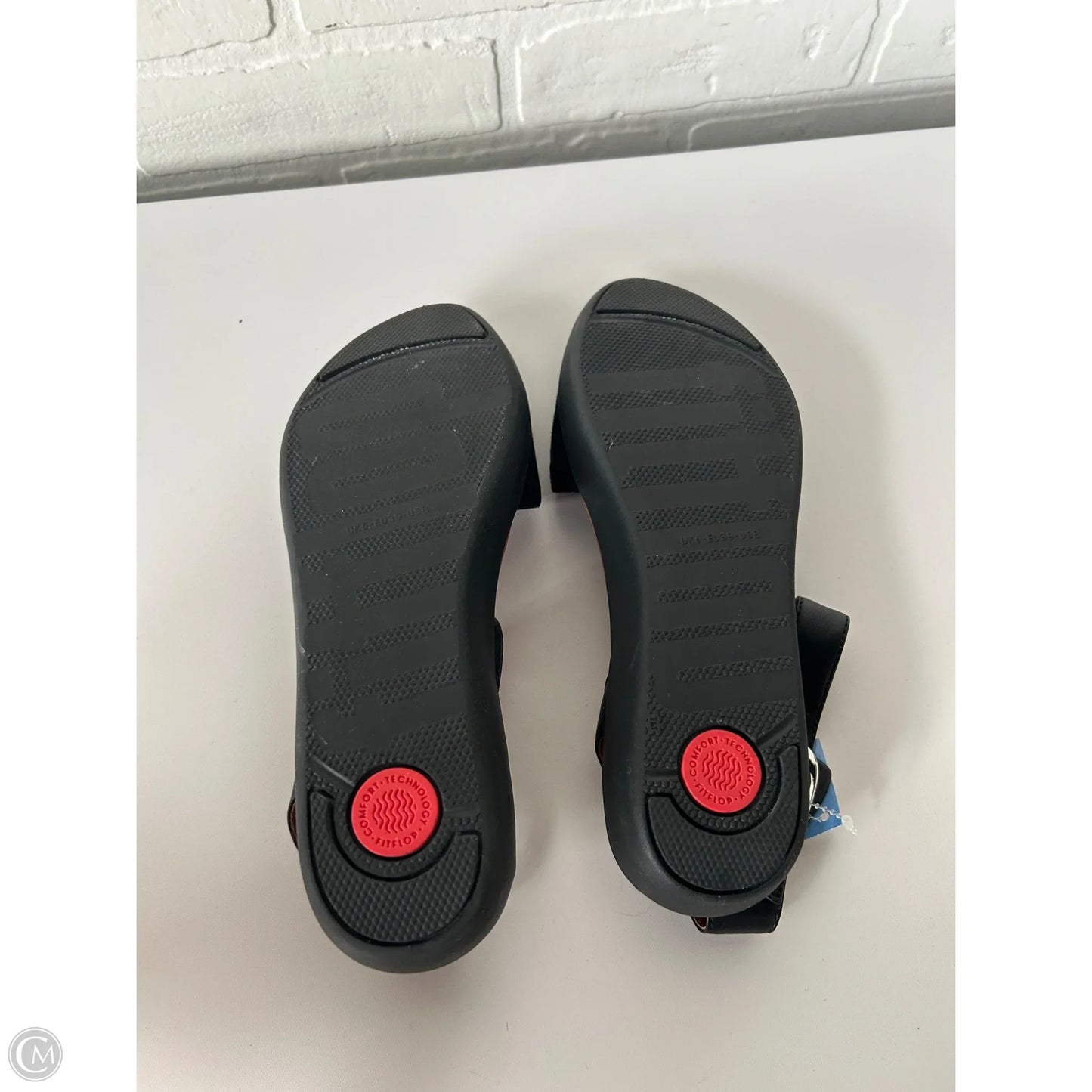 Shoes Flats By Fitflop In Black, Size: 8