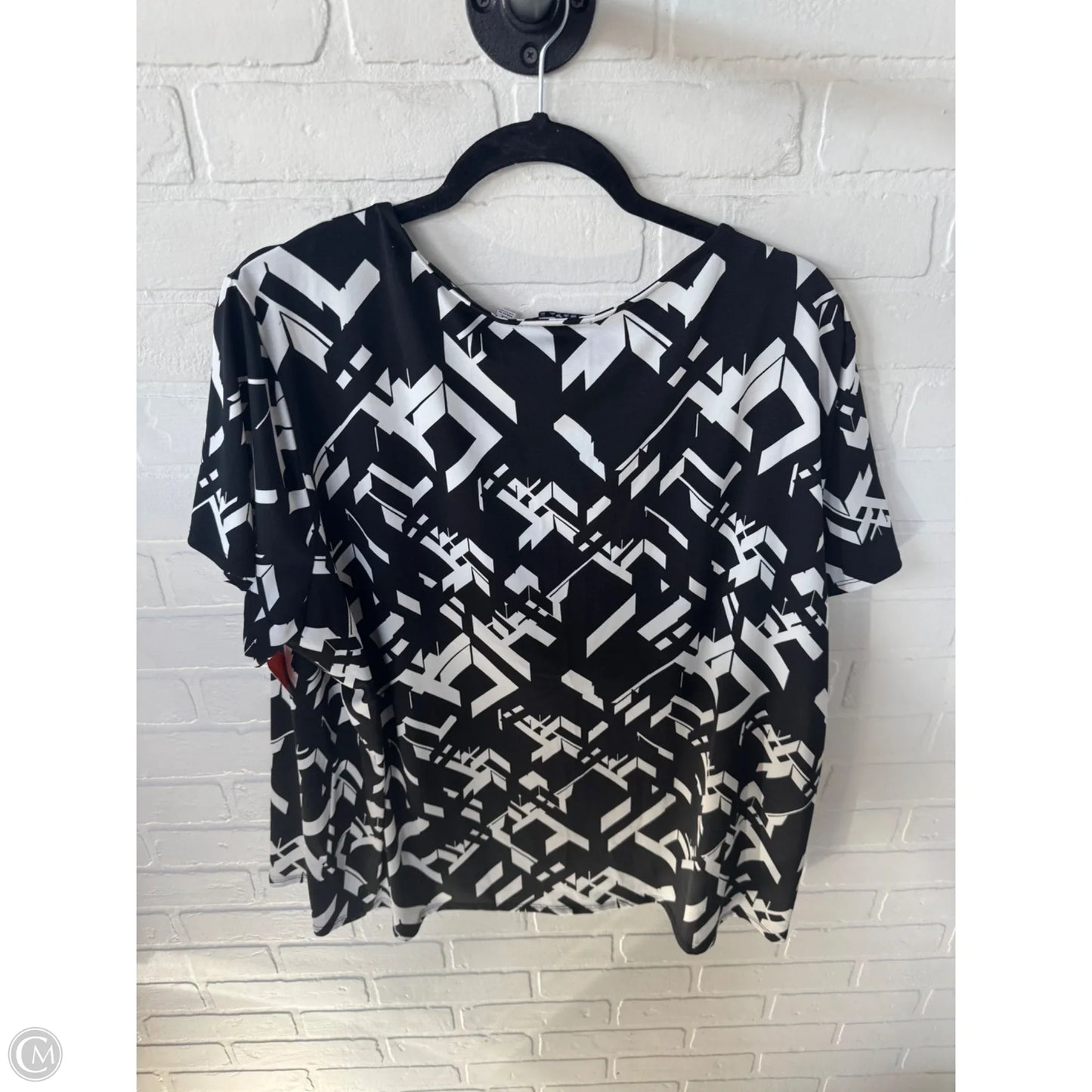 Top Short Sleeve By Notations In Black & White, Size: 3x
