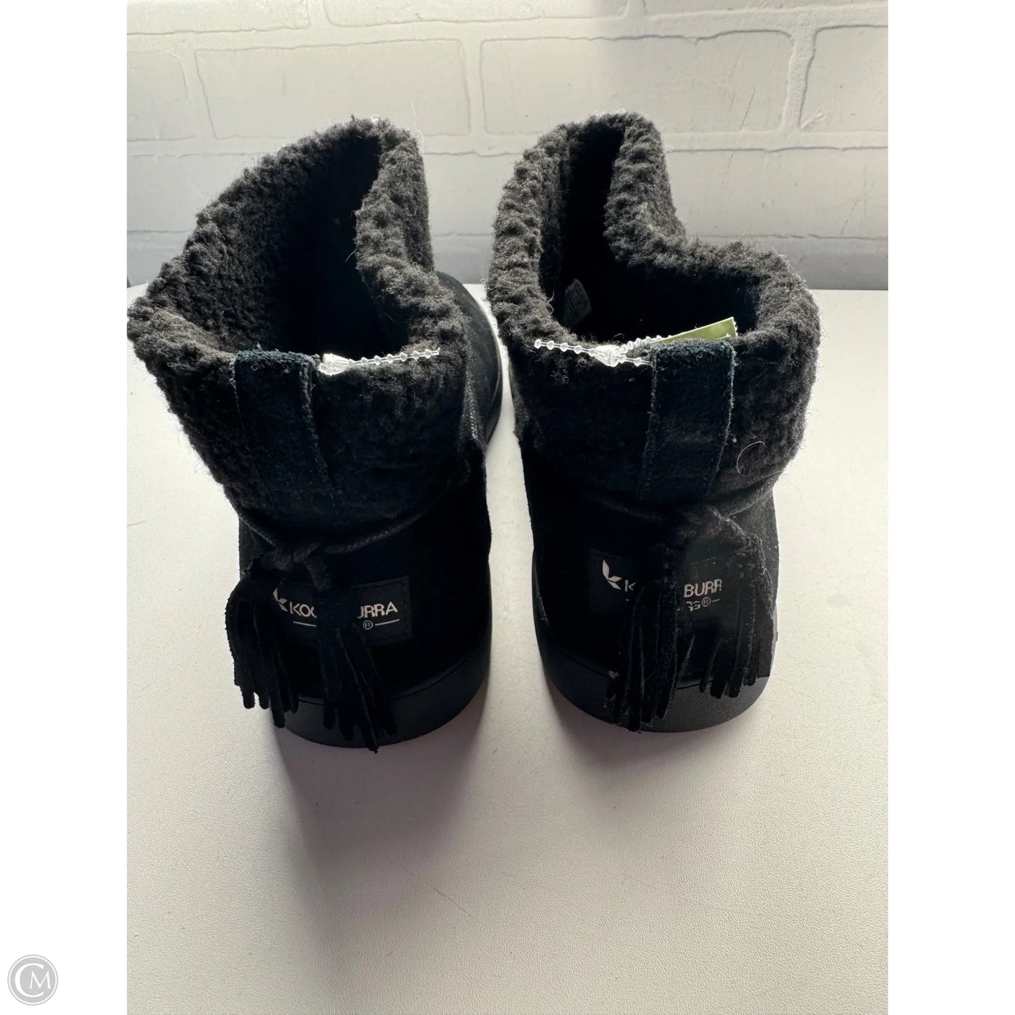 Boots Ankle Flats By Koolaburra By Ugg In Black, Size: 8