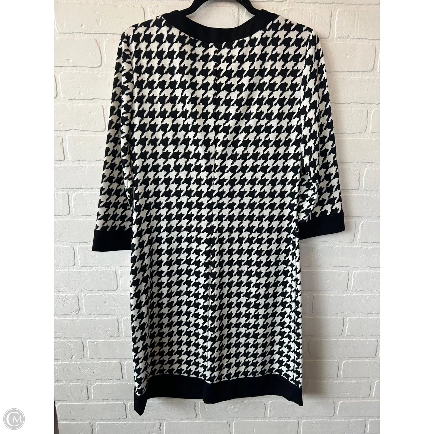 Dress Work By Clothes Mentor In Black & White, Size: M